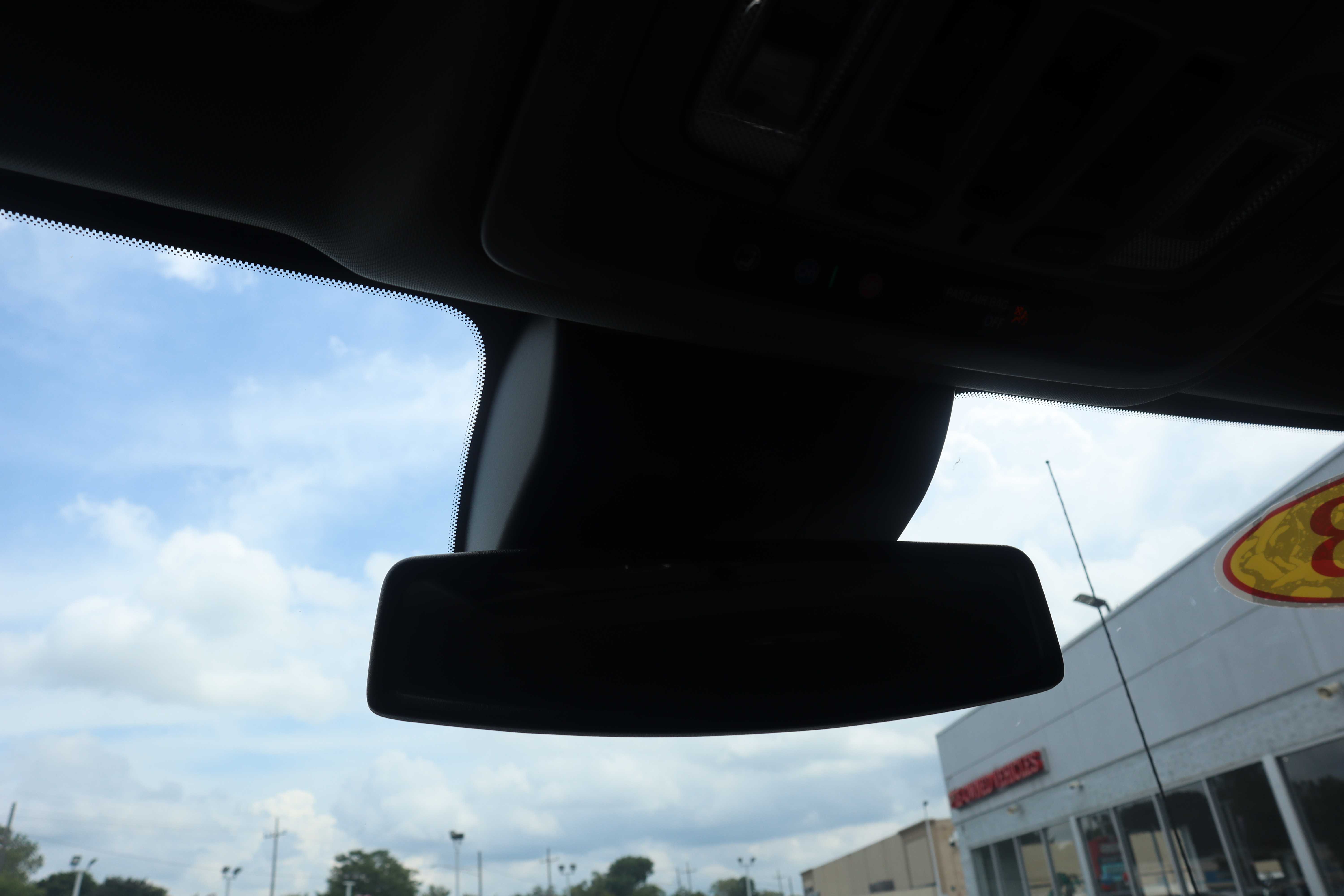 WHITE, 2023 GMC SIERRA 1500 CREW CAB Thumnail Image 18