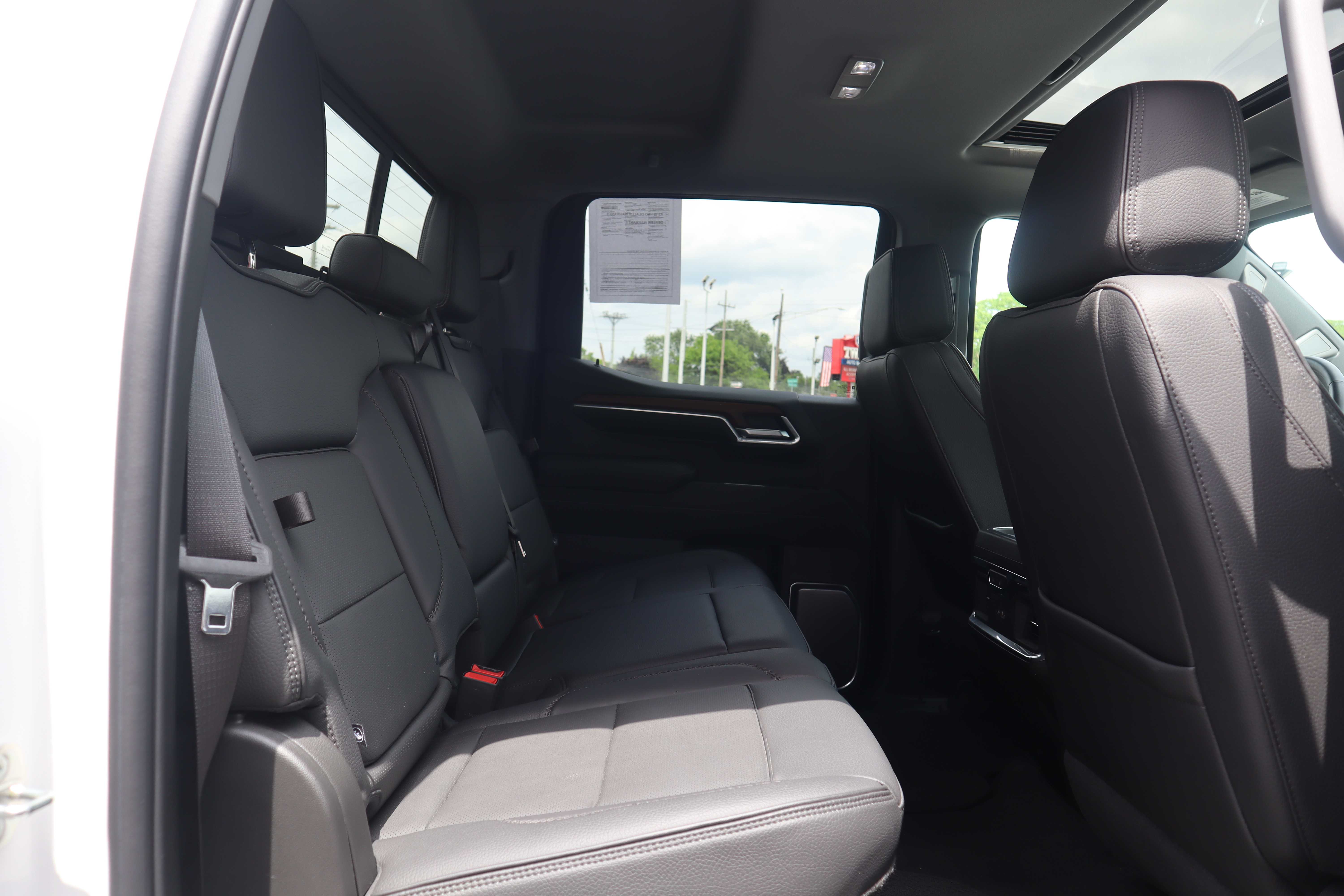 WHITE, 2023 GMC SIERRA 1500 CREW CAB Thumnail Image 29