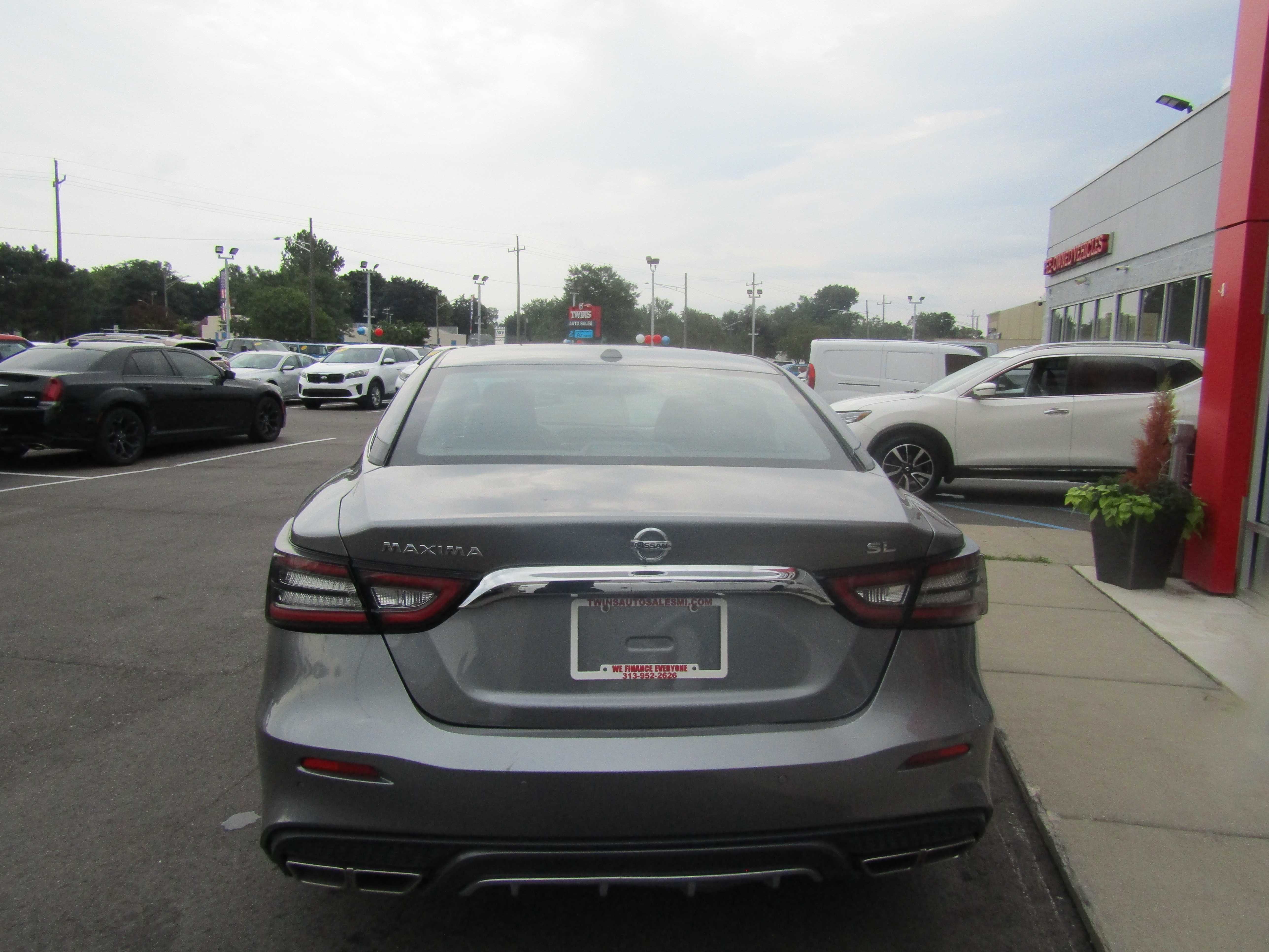 GRAY, 2023 NISSAN MAXIMA Thumnail Image 3