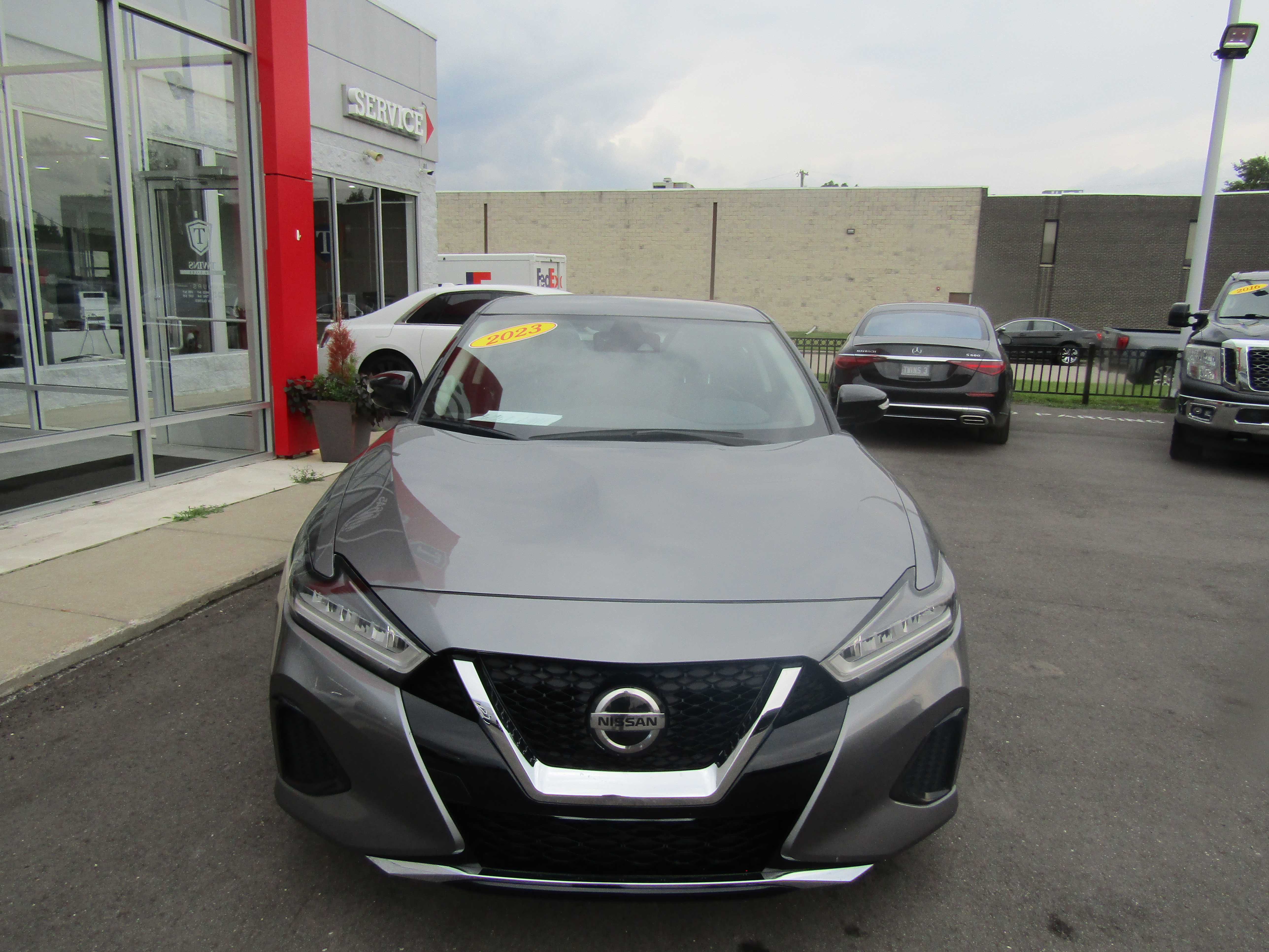 GRAY, 2023 NISSAN MAXIMA Thumnail Image 6
