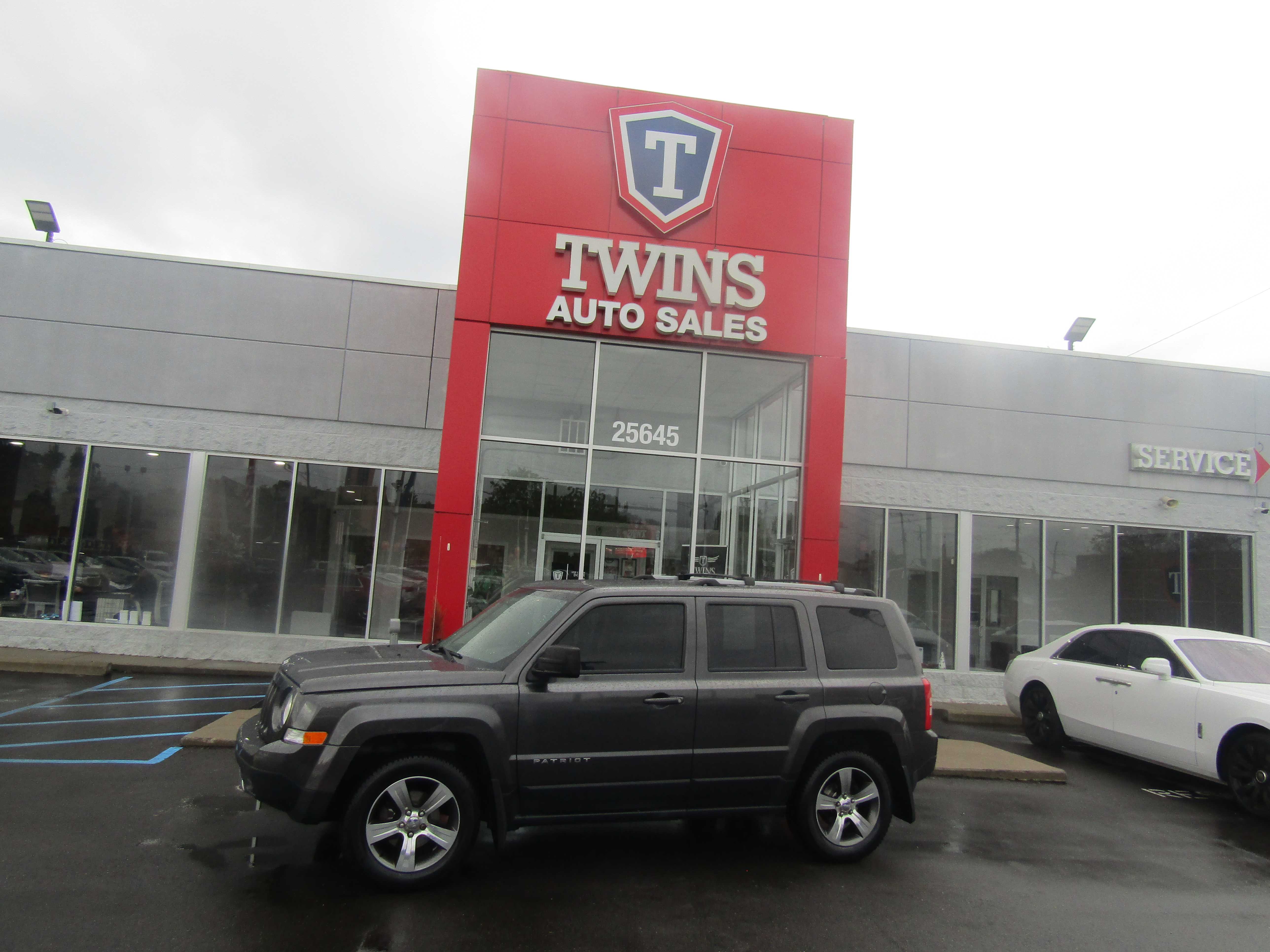 GRAY, 2016 JEEP PATRIOT Thumnail Image 1