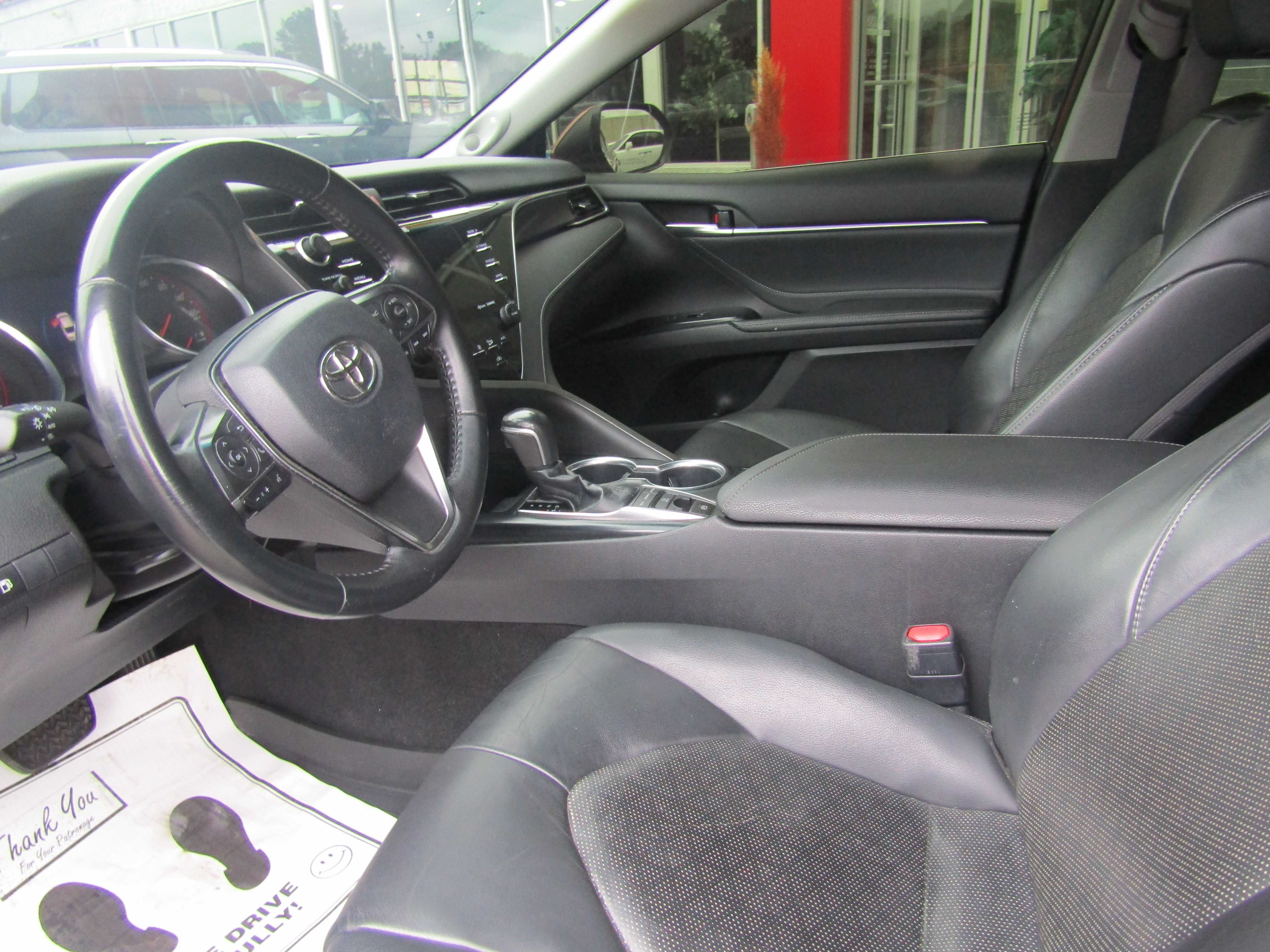 RED, 2018 TOYOTA CAMRY Thumnail Image 4