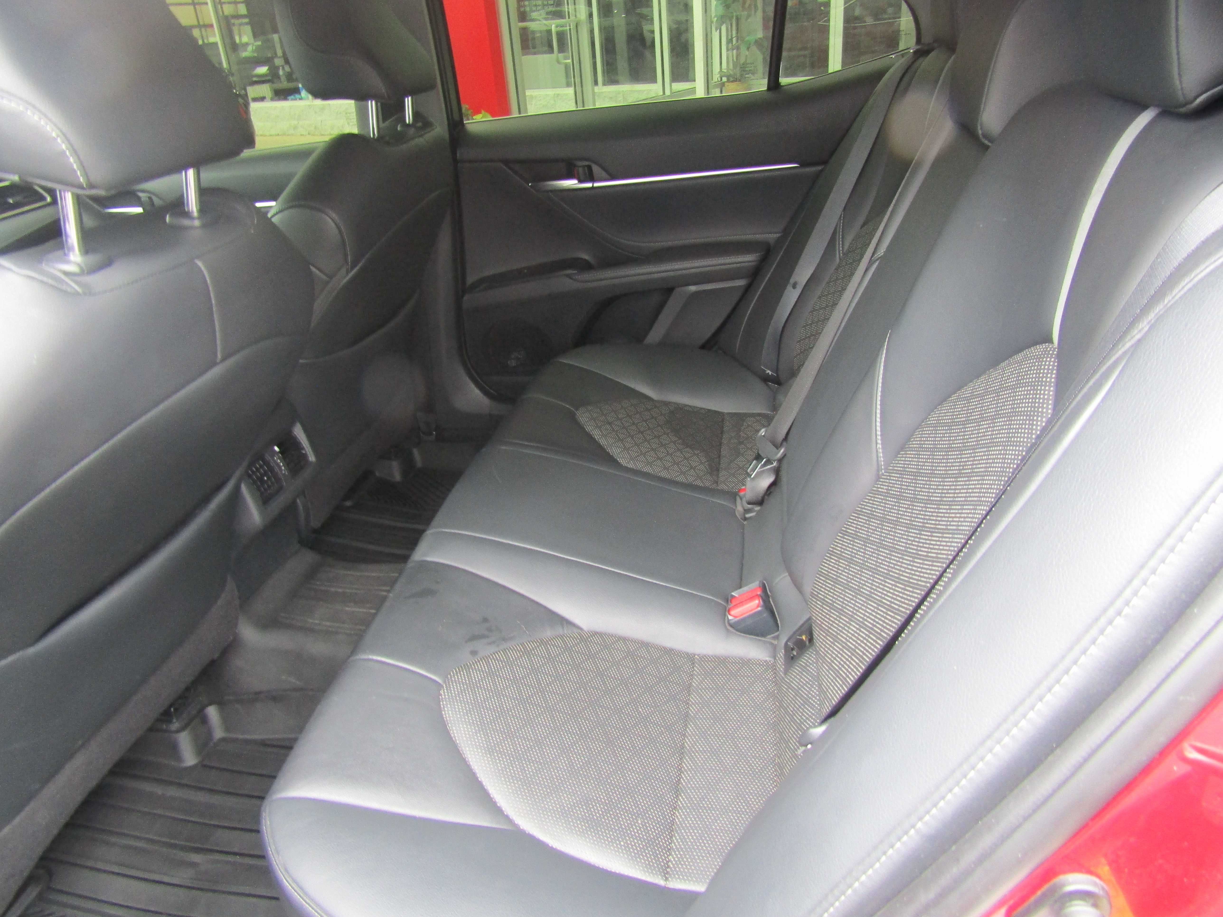 RED, 2018 TOYOTA CAMRY Thumnail Image 8
