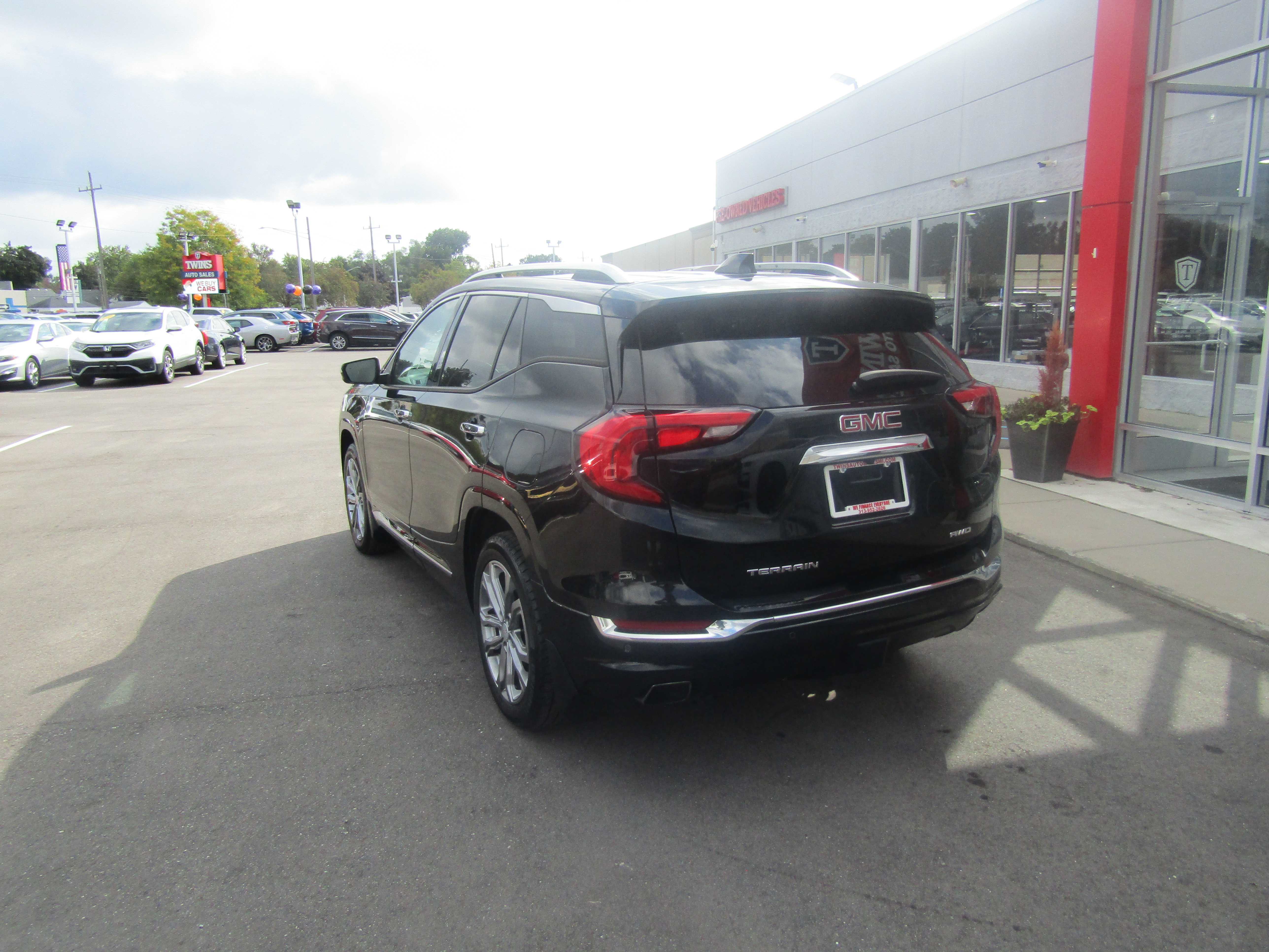 BLACK, 2018 GMC TERRAIN Thumnail Image 3