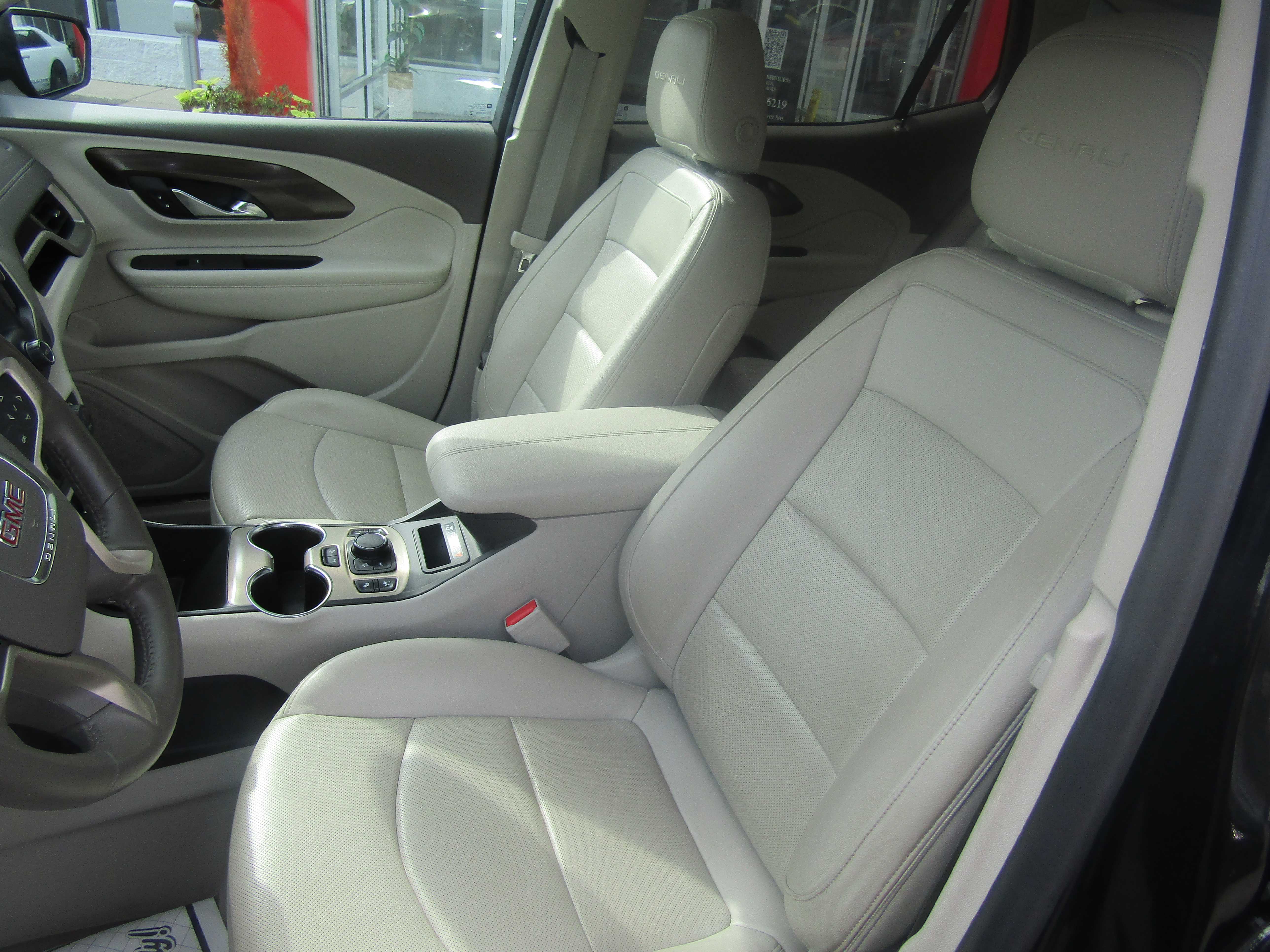 BLACK, 2018 GMC TERRAIN Thumnail Image 10