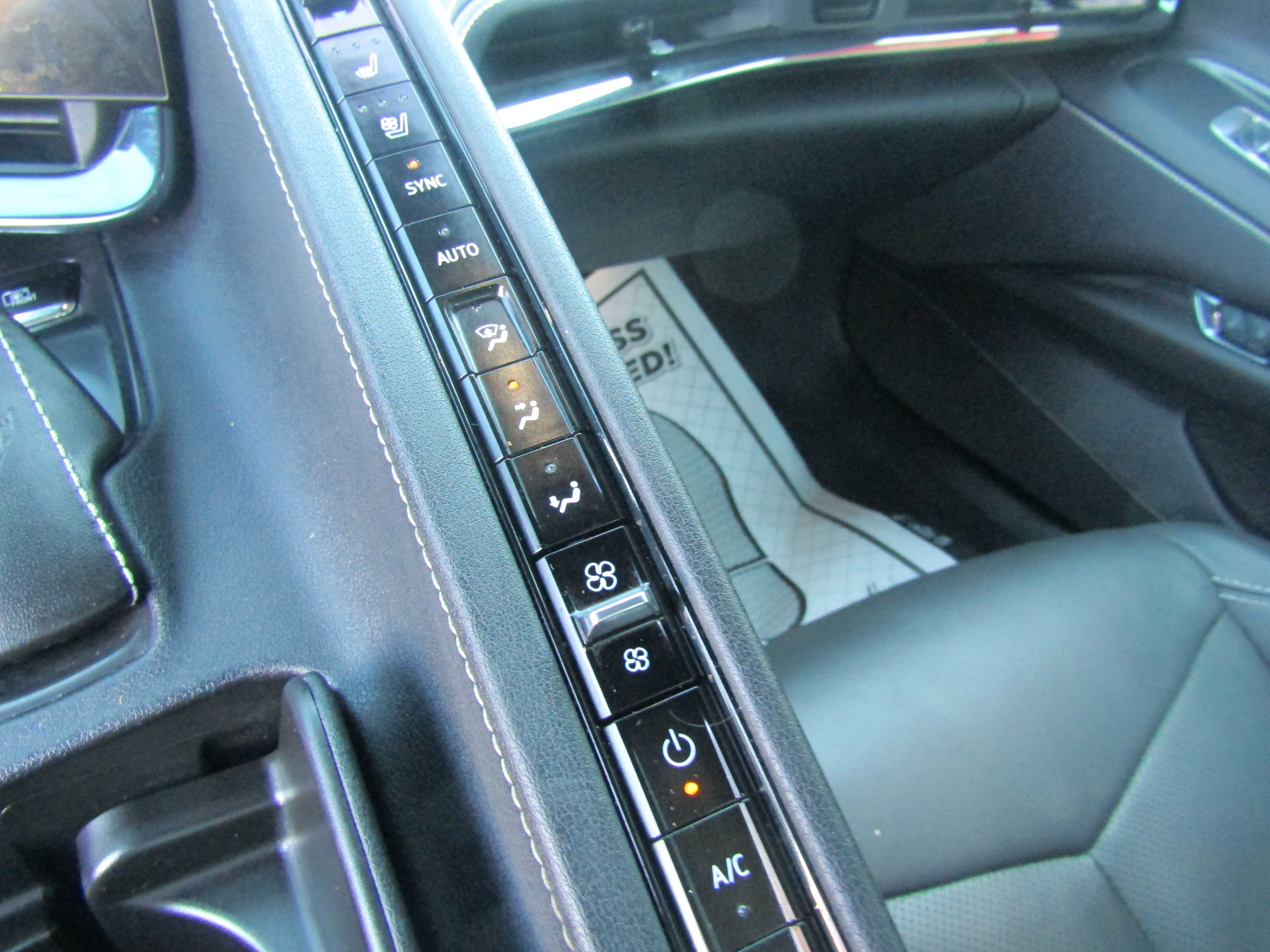 WHITE, 2024 CHEVROLET CORVETTE Thumnail Image 18