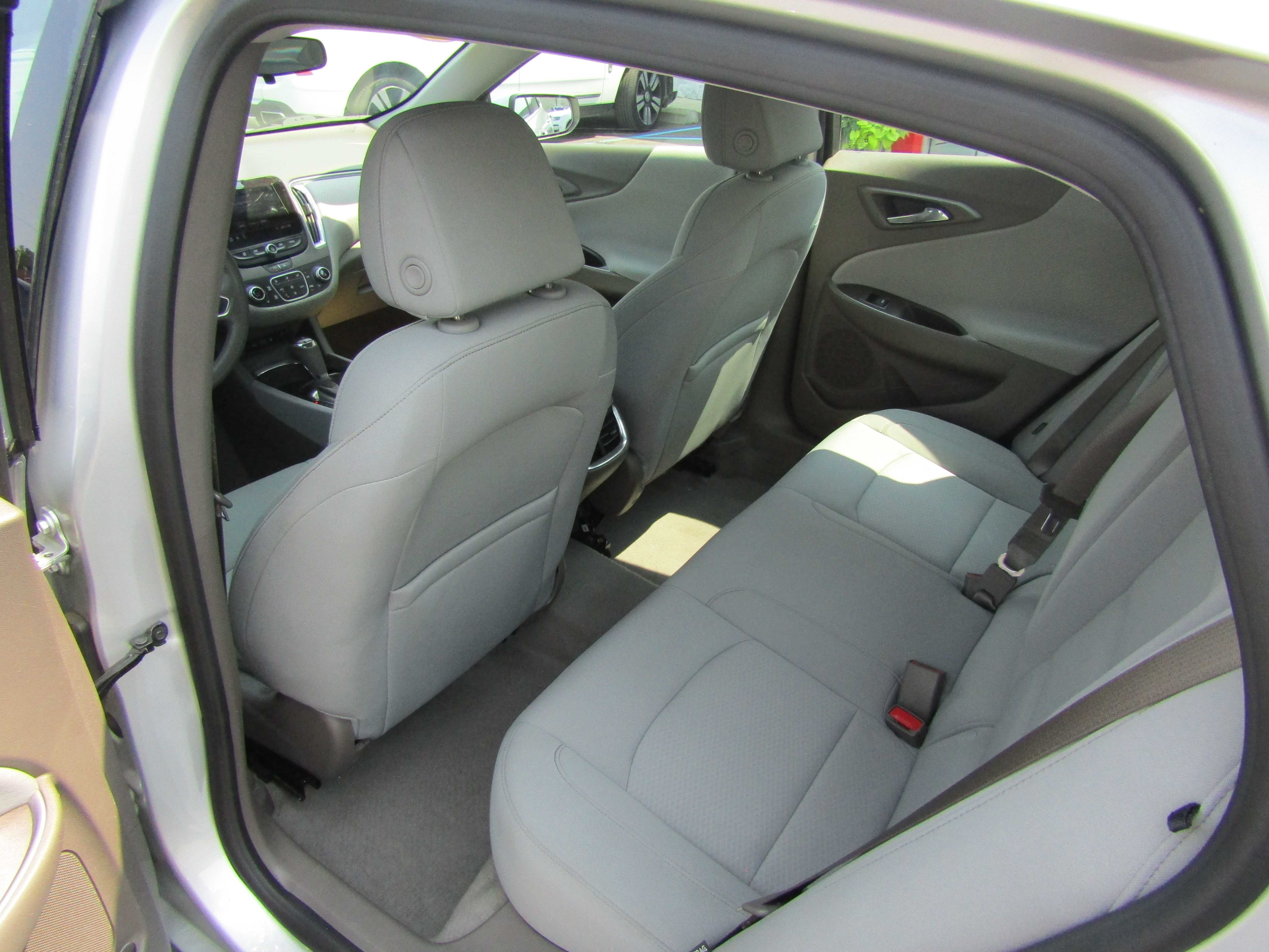 SILVER, 2020 CHEVROLET MALIBU Thumnail Image 9