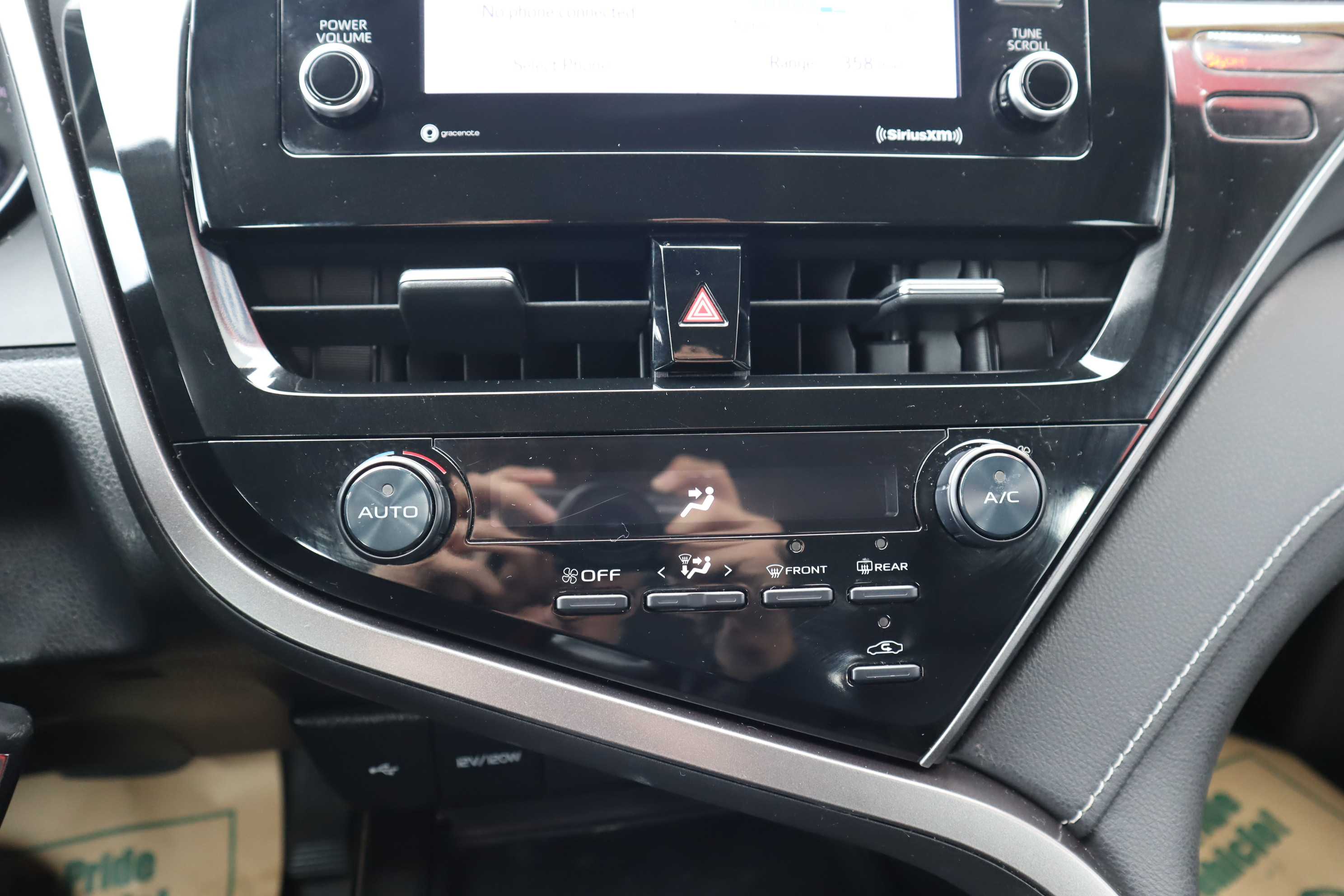 BLACK, 2021 TOYOTA CAMRY Thumnail Image 15