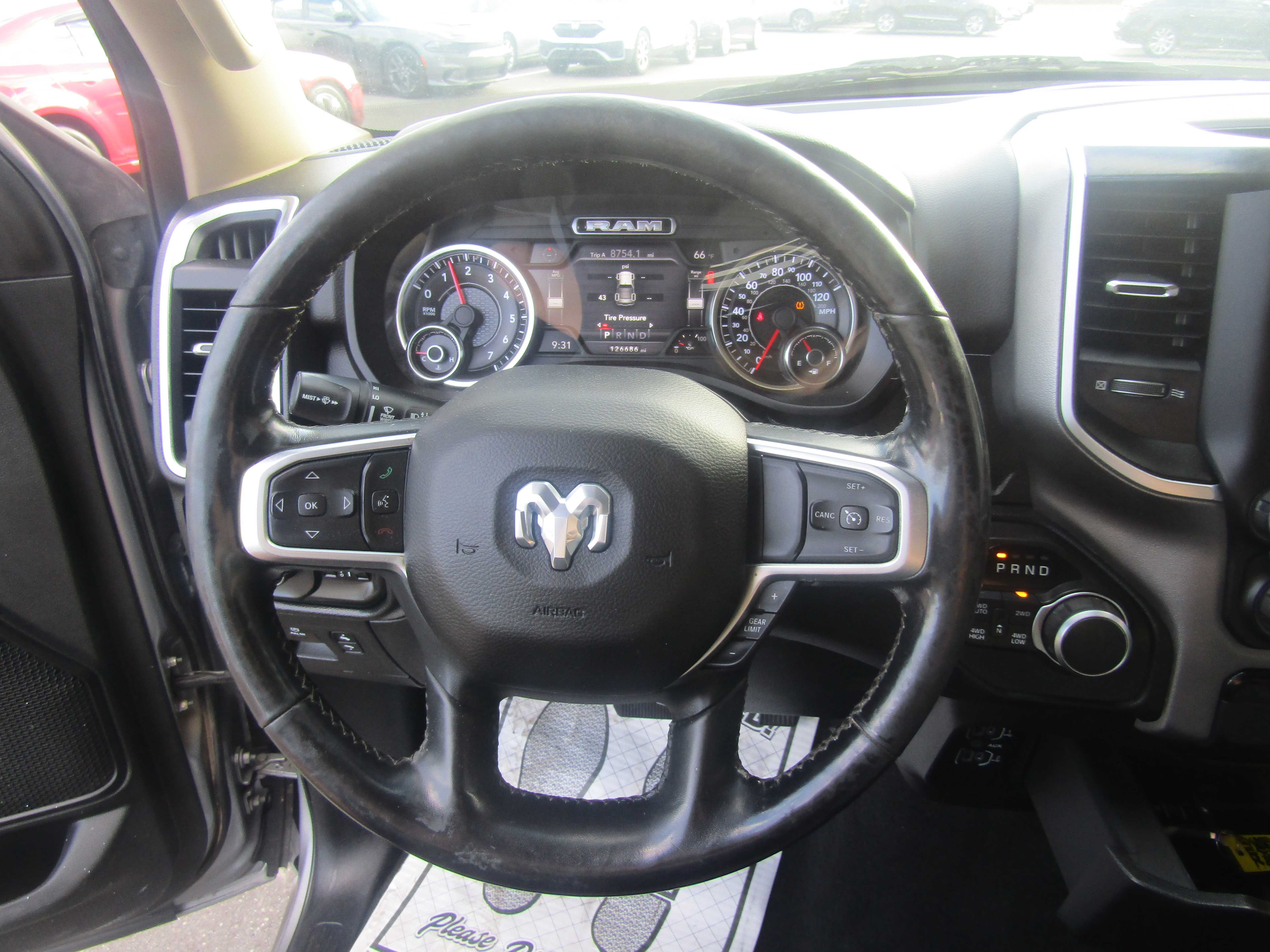 SILVER, 2019 RAM 1500 CREW CAB Thumnail Image 14