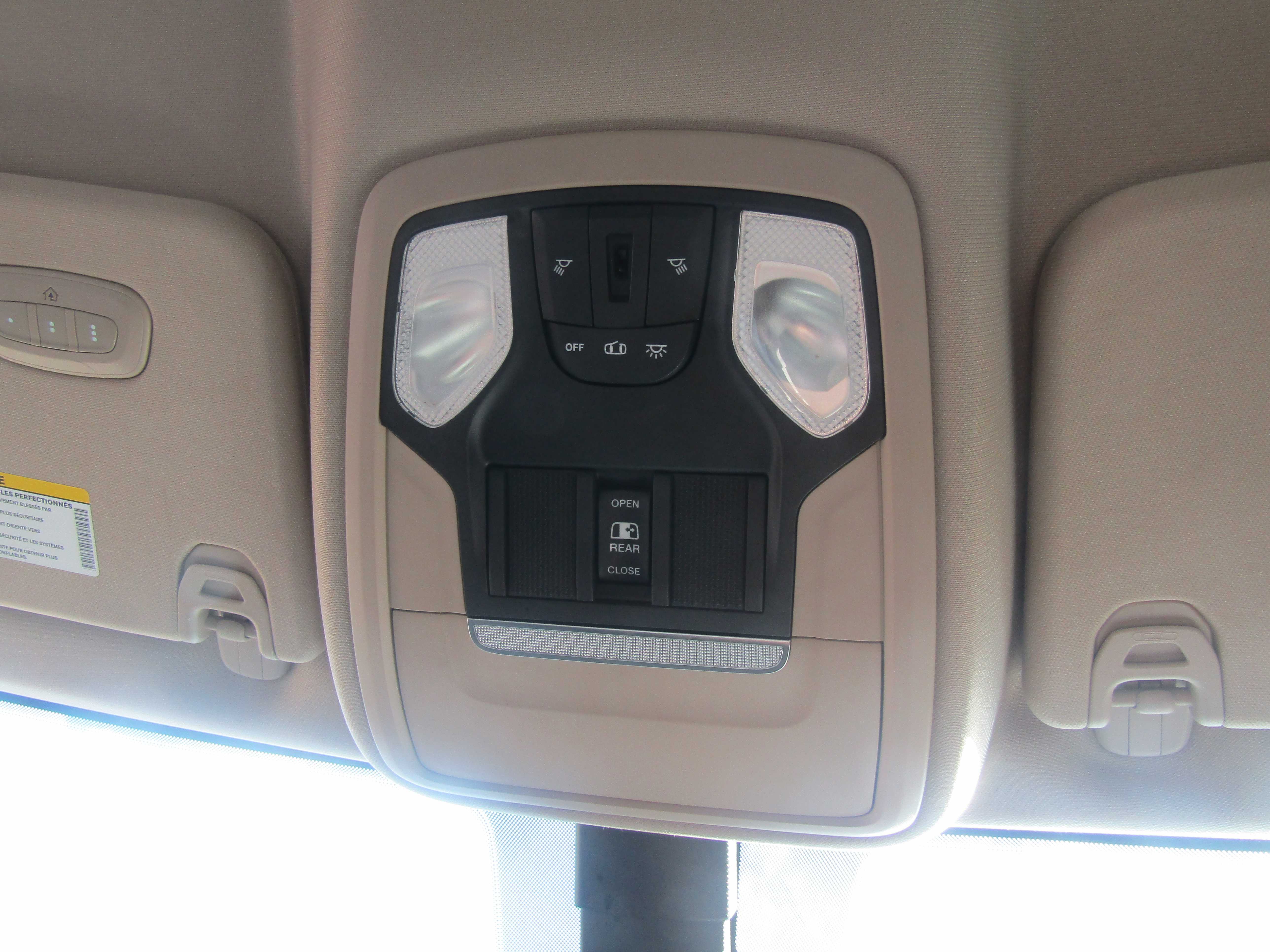 SILVER, 2019 RAM 1500 CREW CAB Thumnail Image 19
