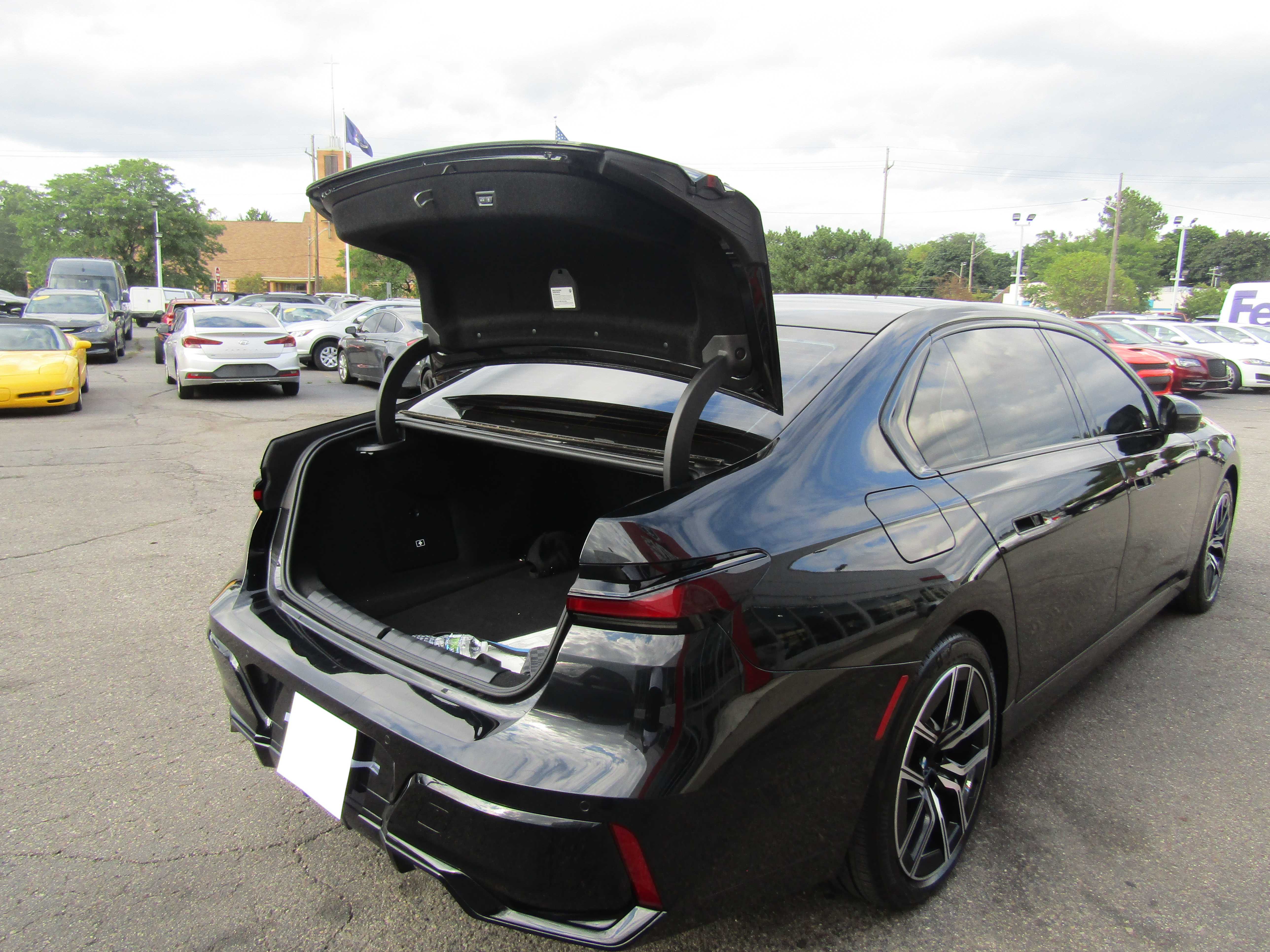 BLACK, 2024 BMW I7 Thumnail Image 7