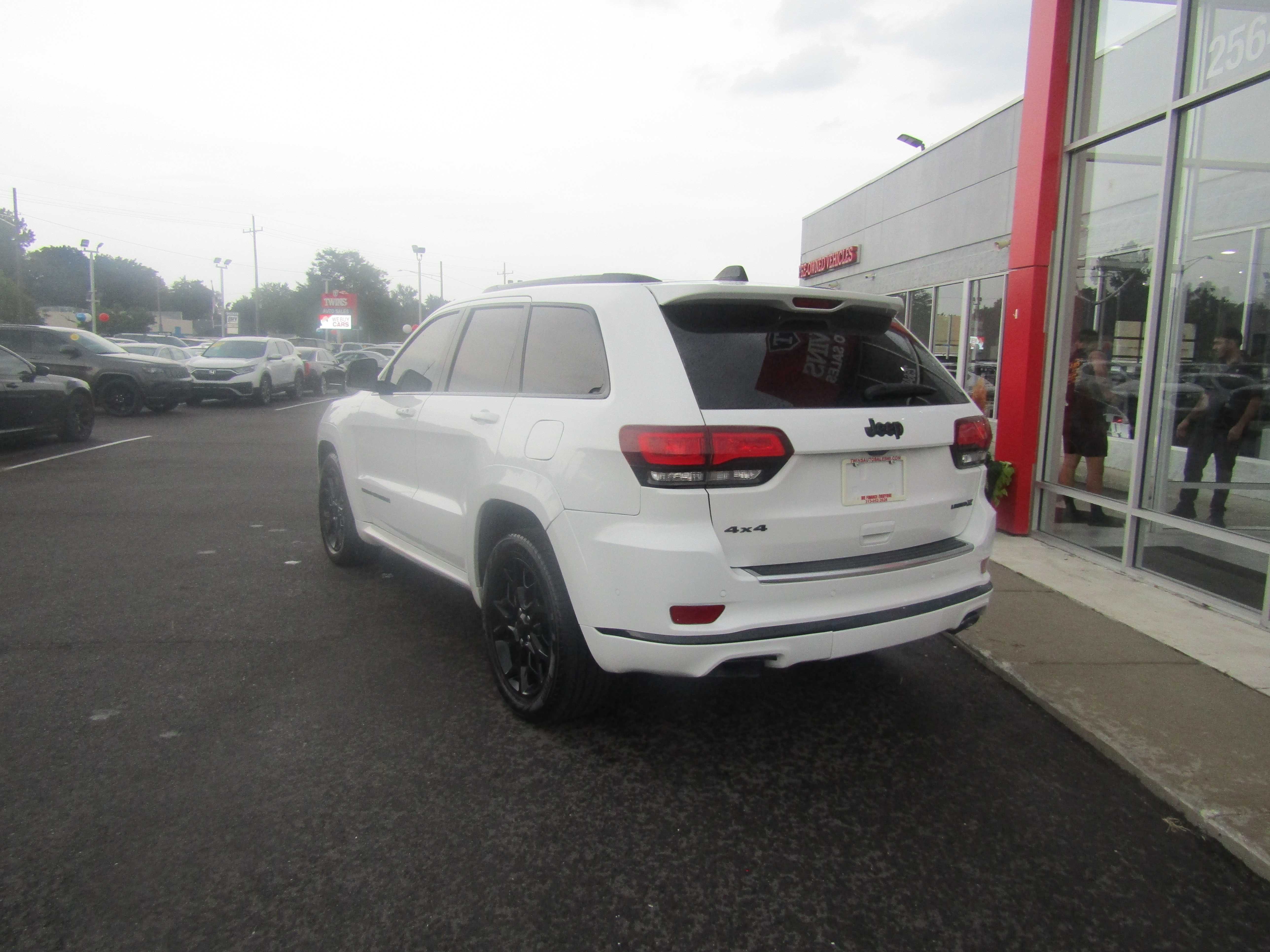 WHITE, 2021 JEEP GRAND CHEROKEE Thumnail Image 3