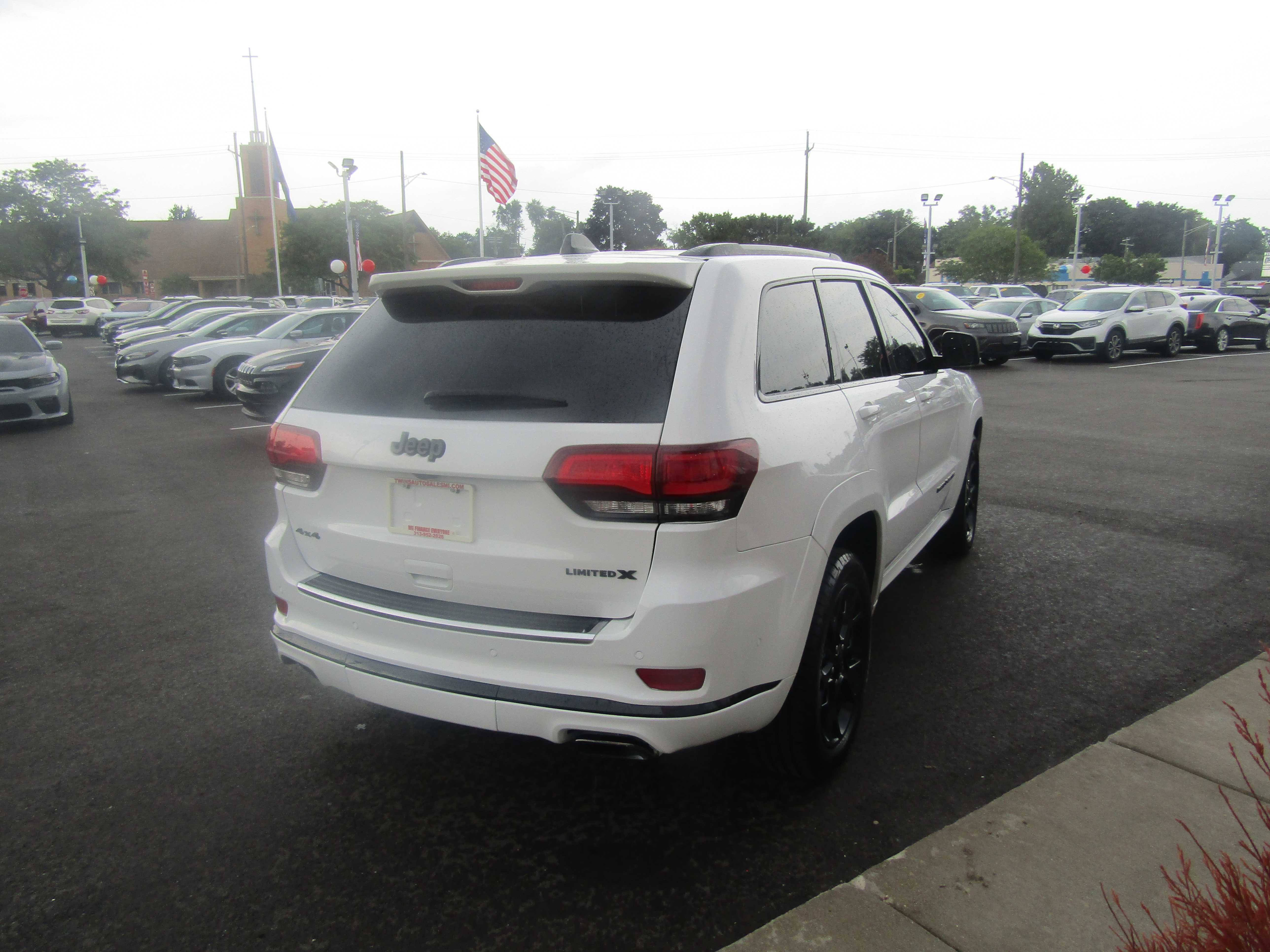 WHITE, 2021 JEEP GRAND CHEROKEE Thumnail Image 4