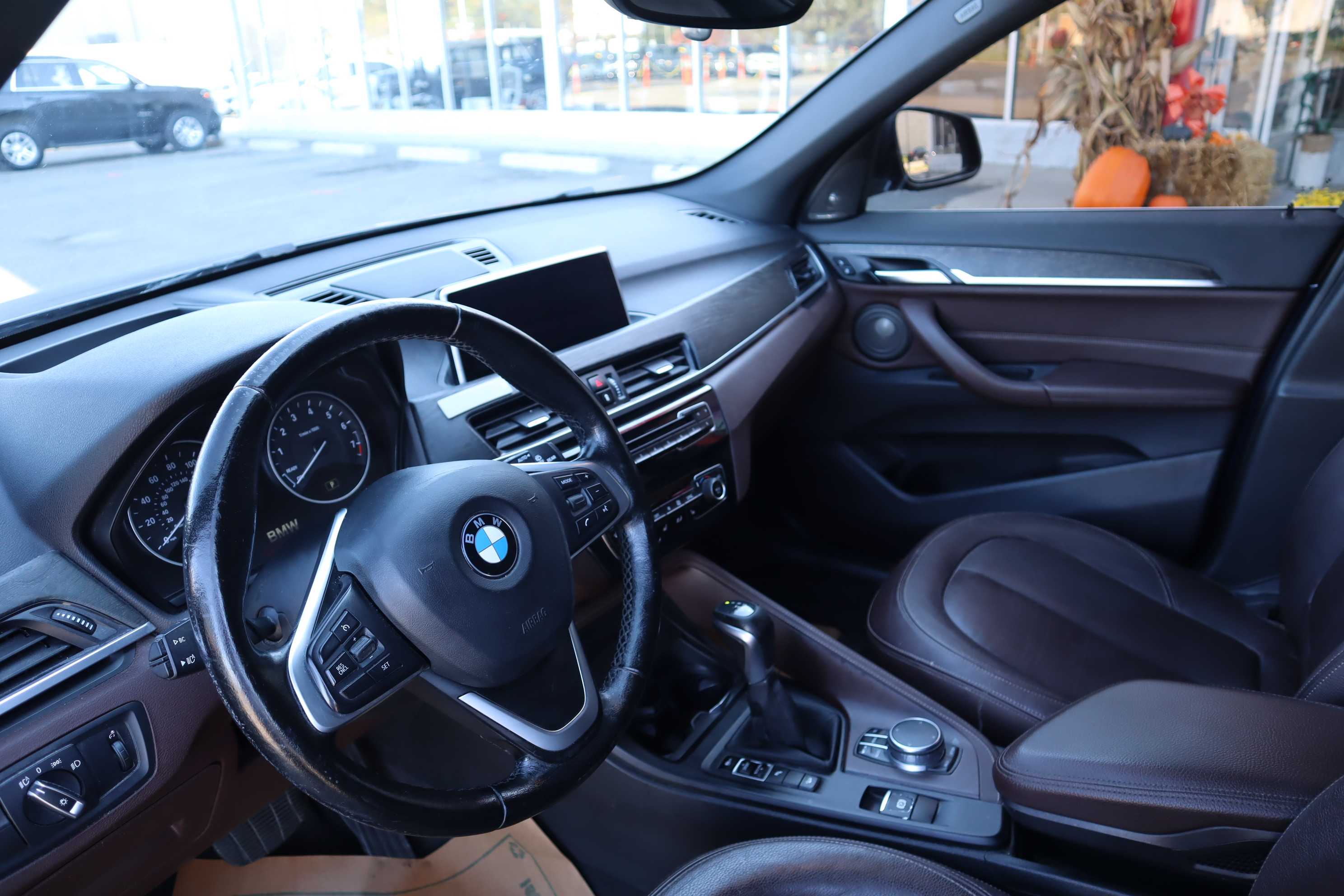 BLUE, 2017 BMW X1 Thumnail Image 9
