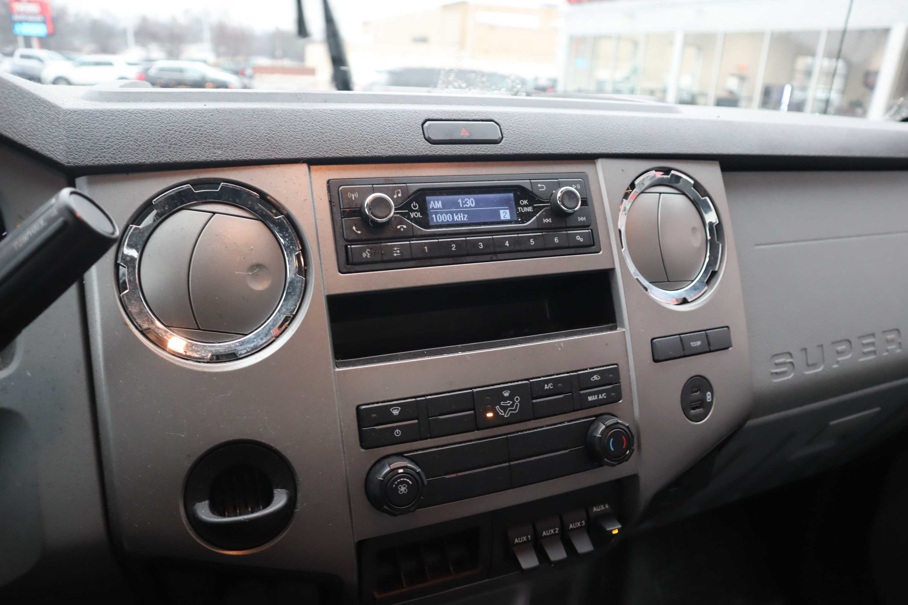 WHITE, 2022 FORD F-650 Thumnail Image 9