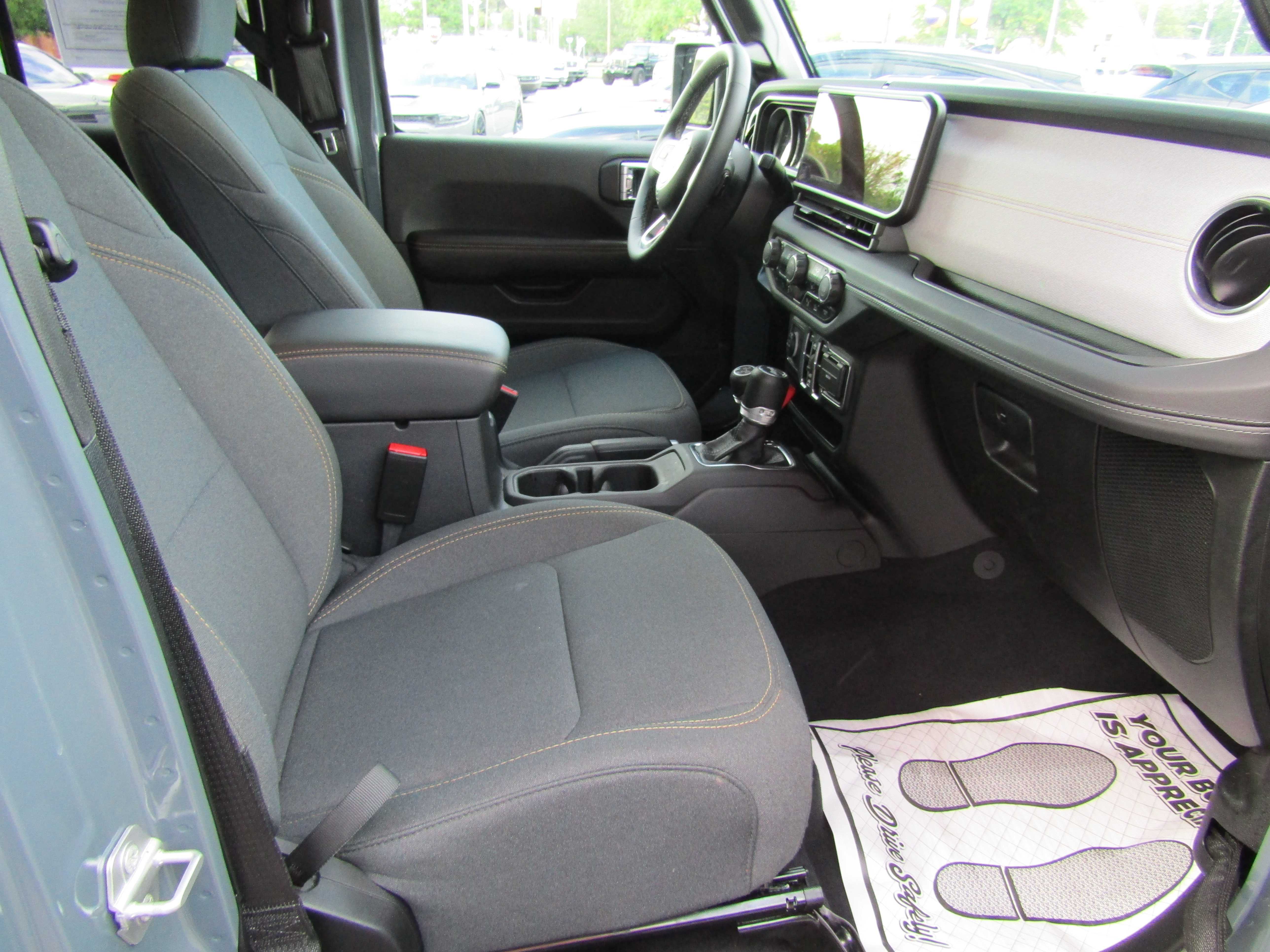 GRAY, 2025 JEEP WRANGLER 4XE Thumnail Image 7
