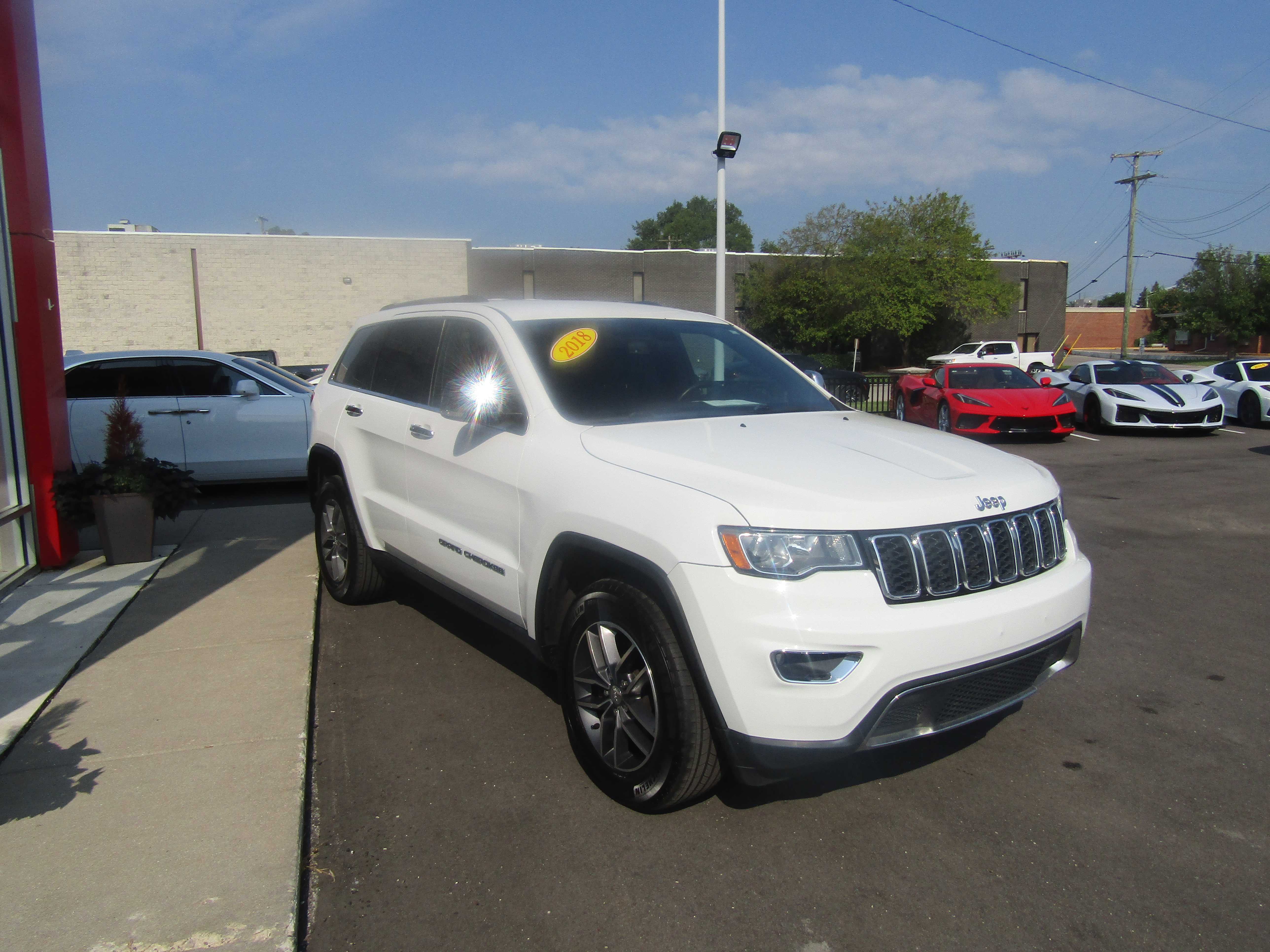 WHITE, 2018 JEEP GRAND CHEROKEE Thumnail Image 5