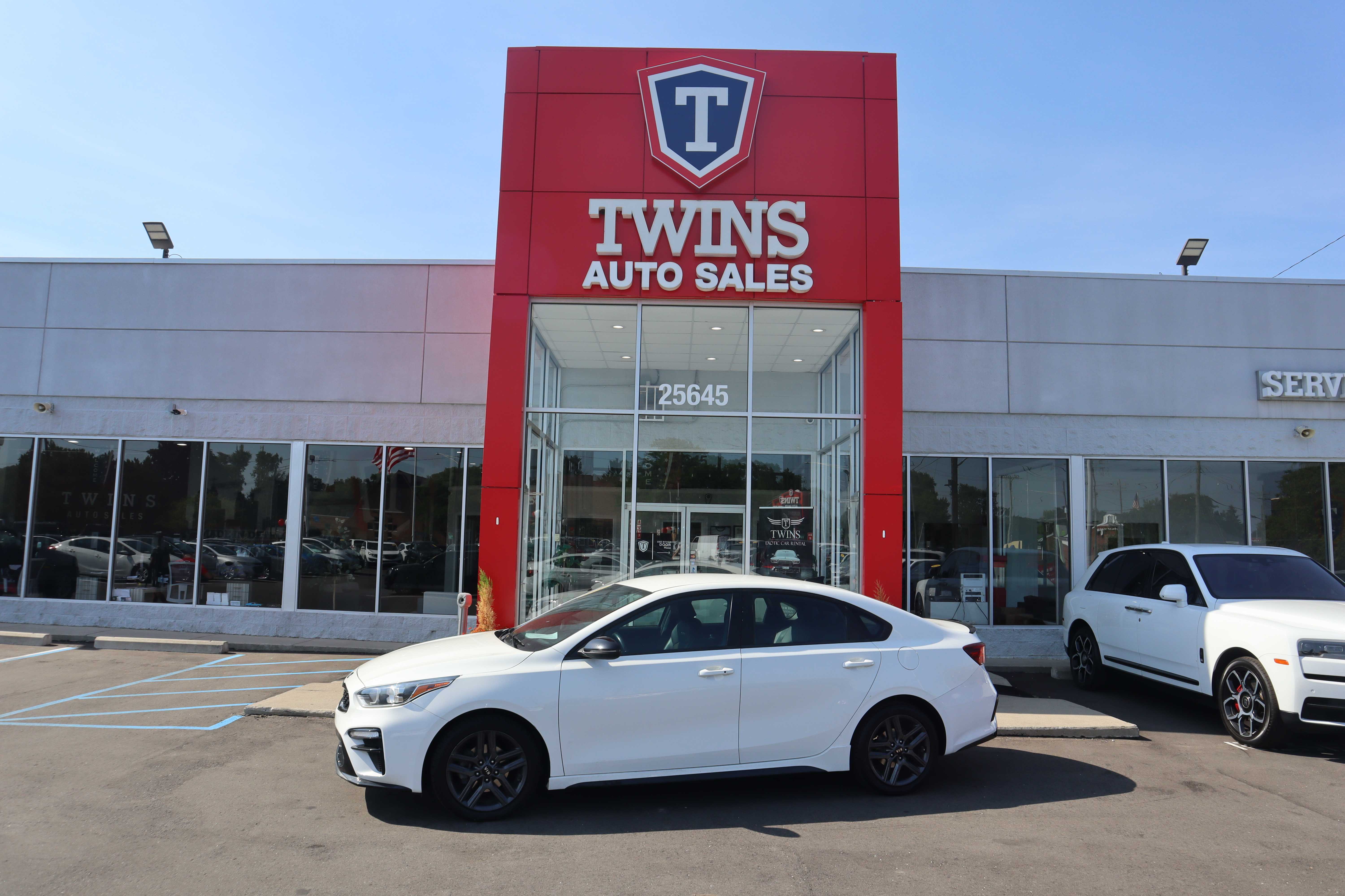 WHITE, 2021 KIA FORTE Image 