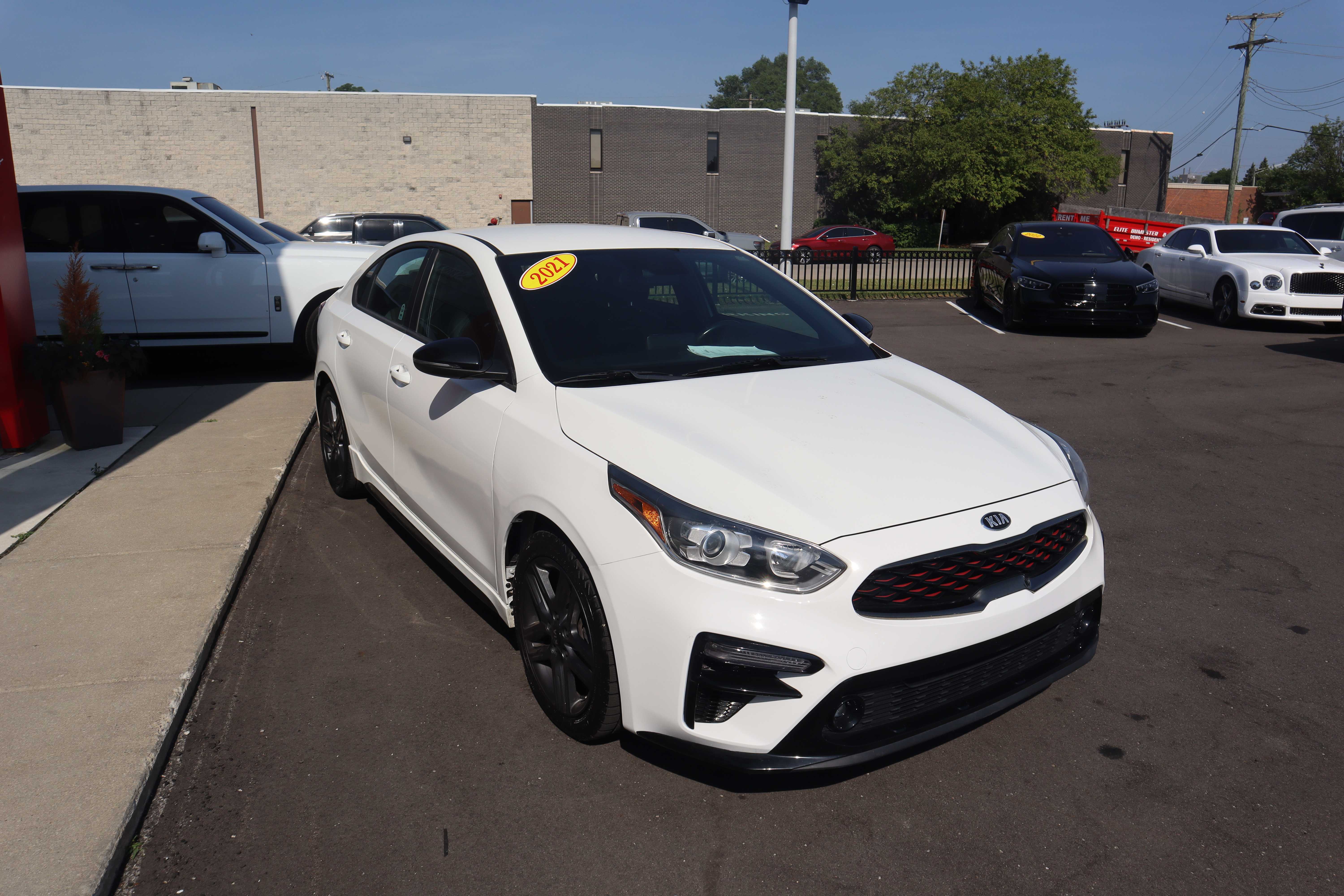 WHITE, 2021 KIA FORTE Thumnail Image 5