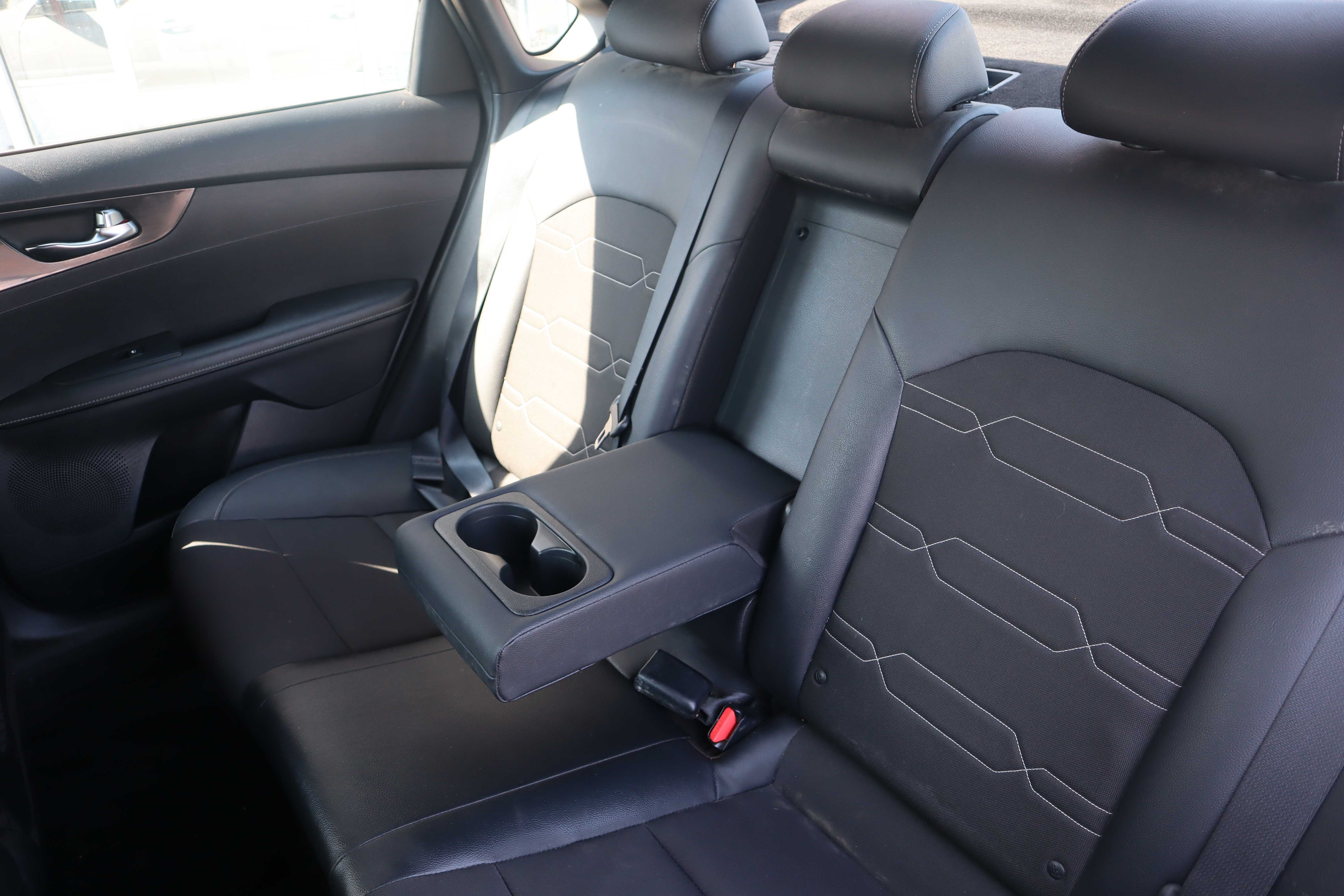 WHITE, 2021 KIA FORTE Thumnail Image 11