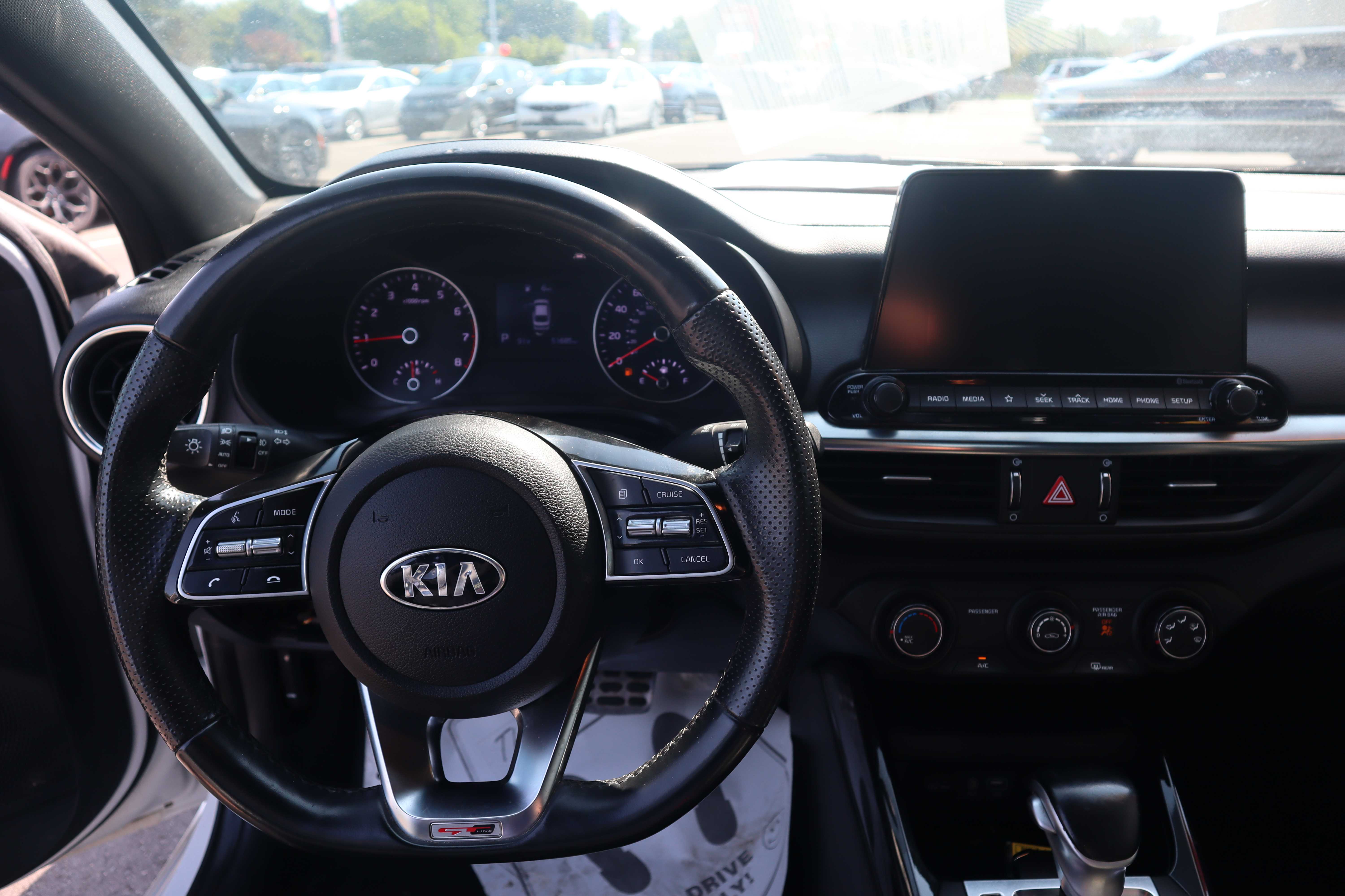 WHITE, 2021 KIA FORTE Thumnail Image 21