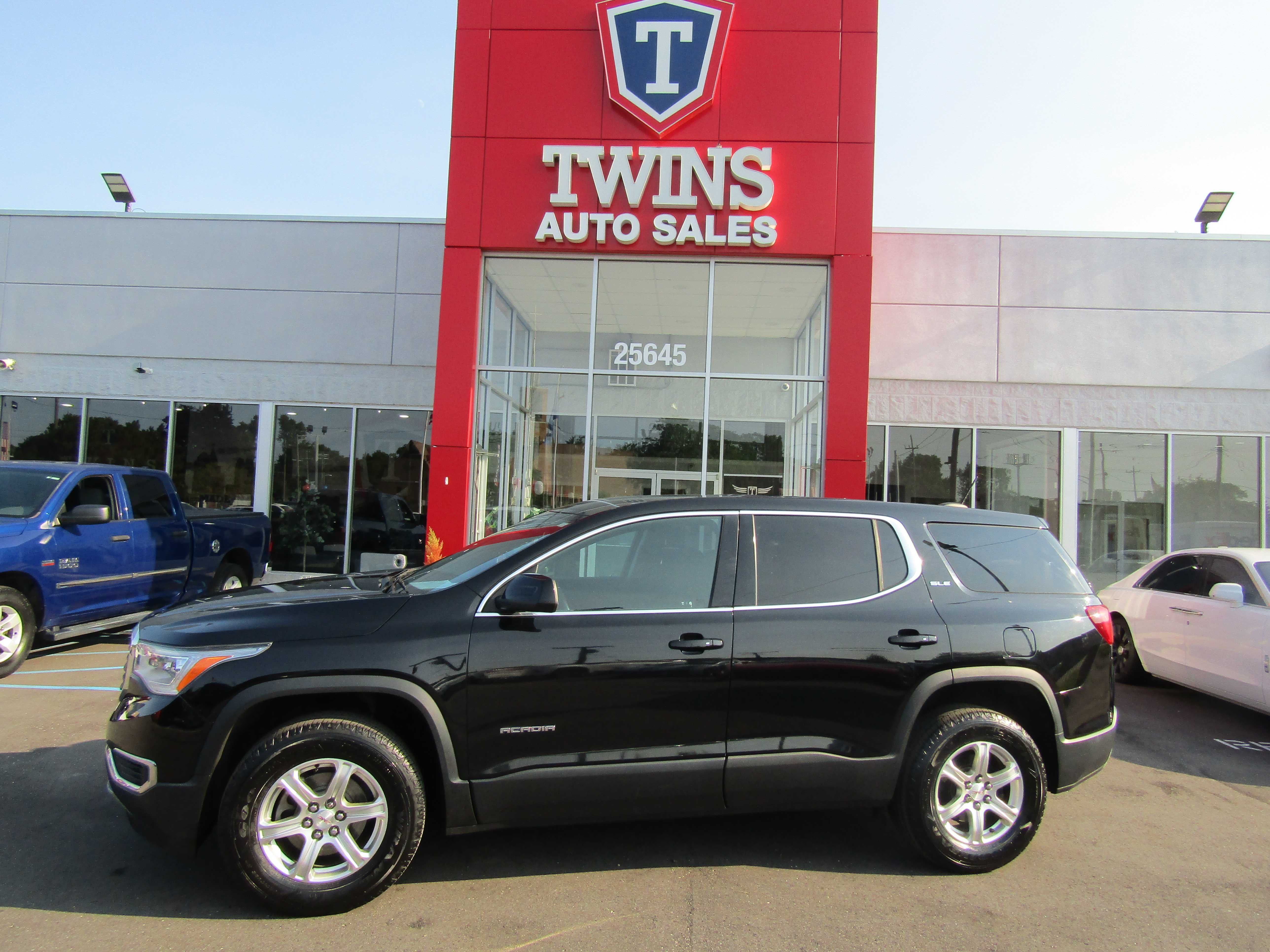 BLACK, 2019 GMC ACADIA Thumnail Image 2