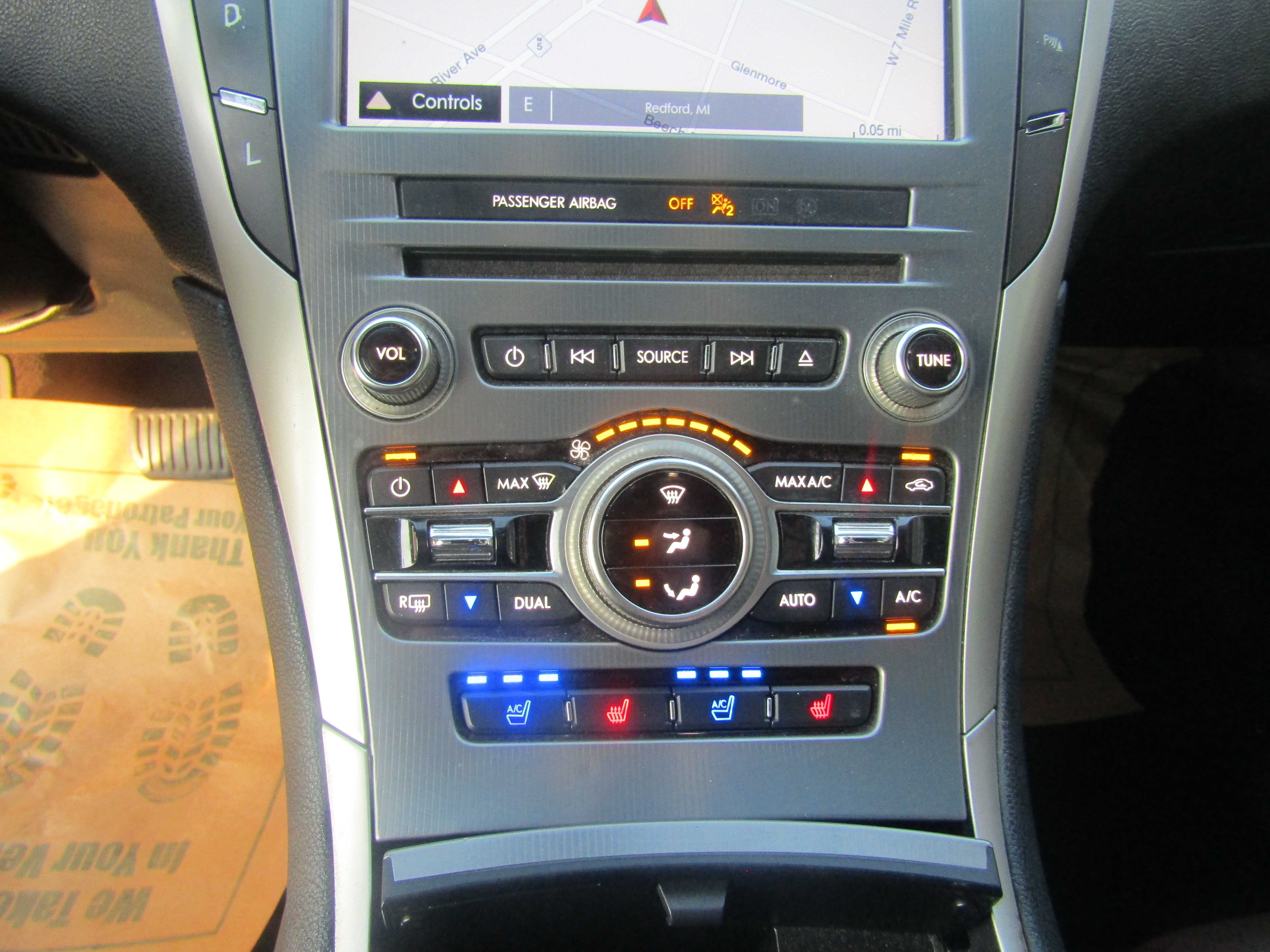 WHITE, 2017 LINCOLN MKZ Thumnail Image 15