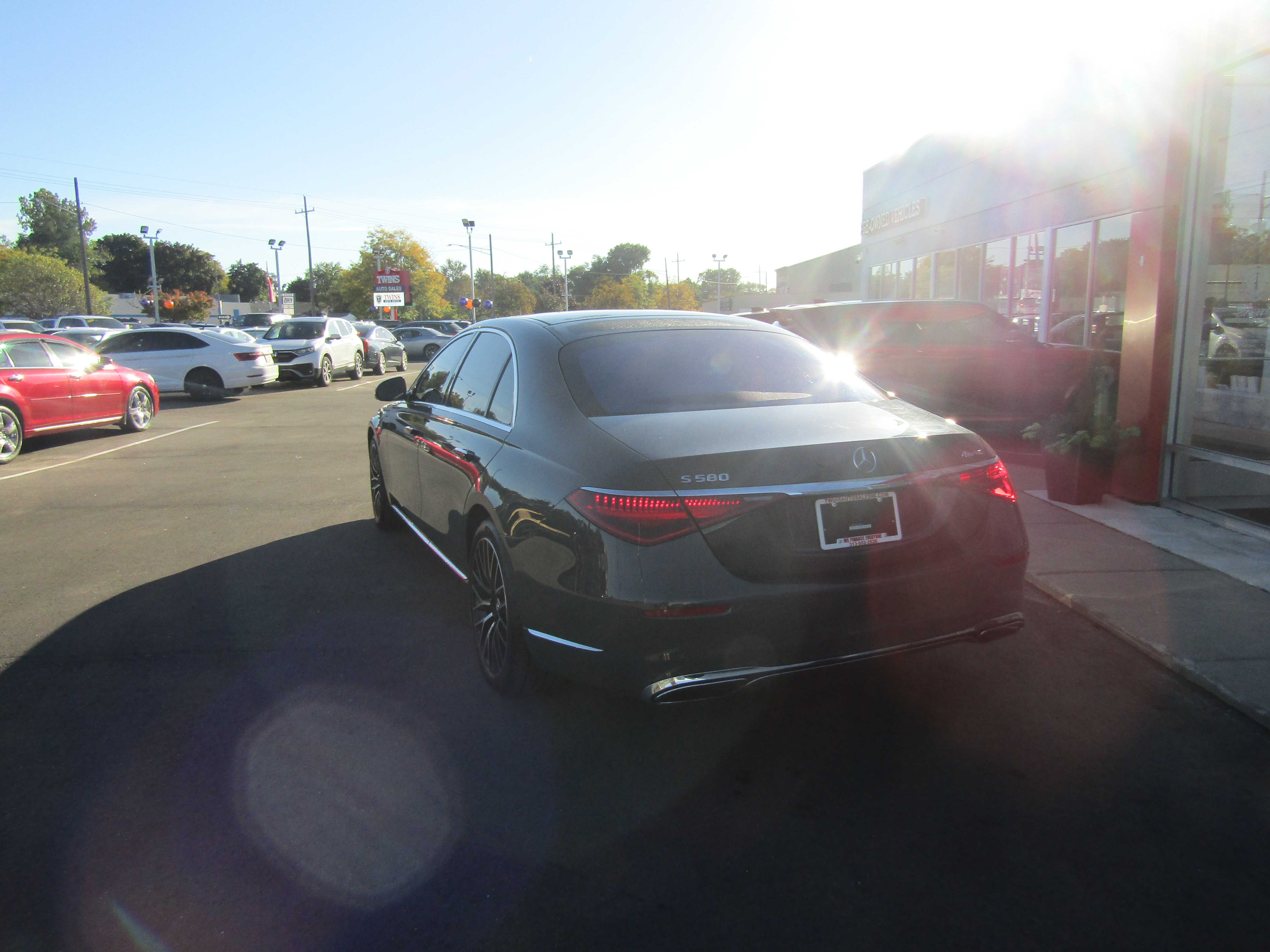 GRAY, 2024 MERCEDES-BENZ S-CLASS Thumnail Image 3