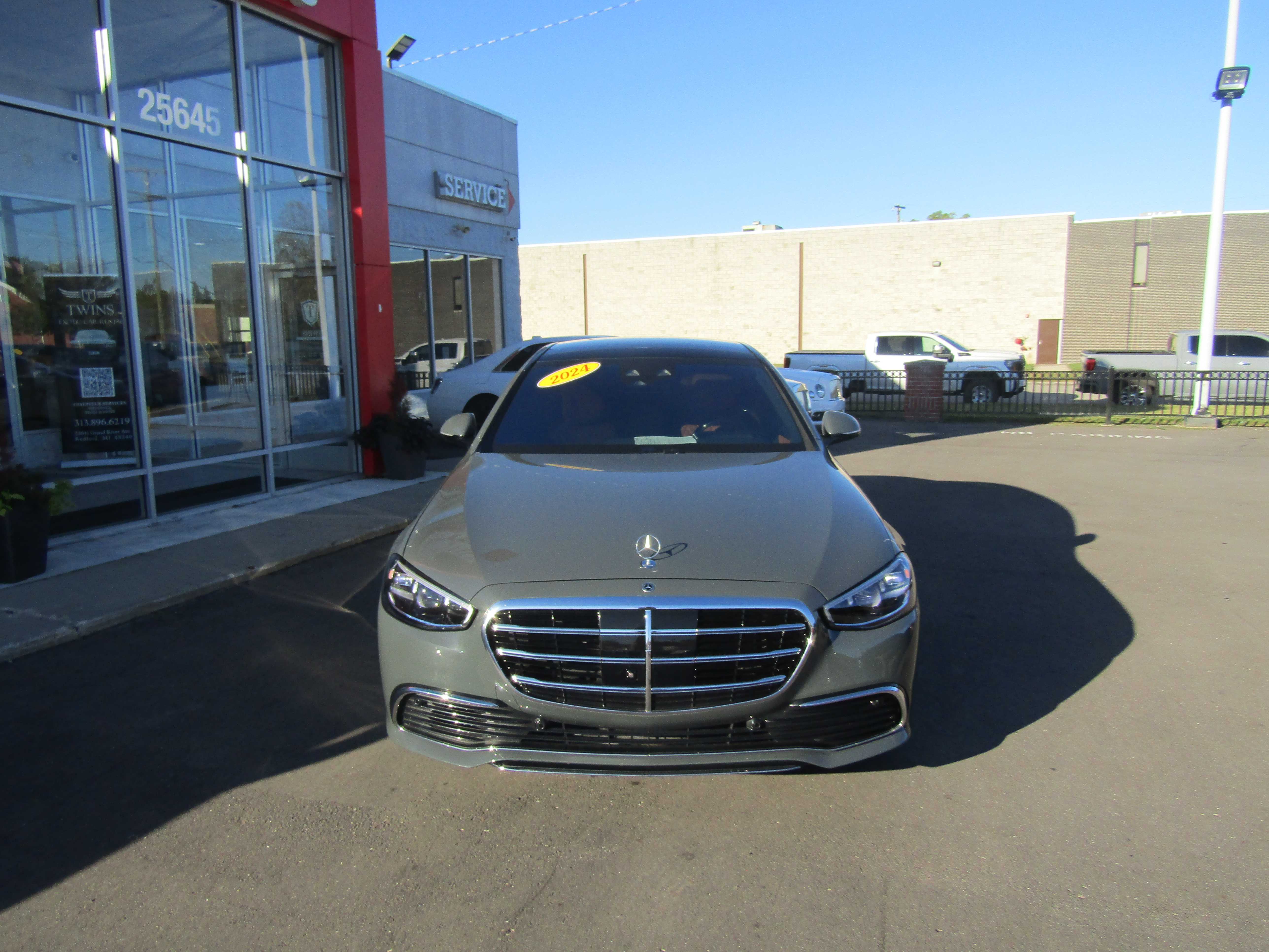 GRAY, 2024 MERCEDES-BENZ S-CLASS Thumnail Image 6