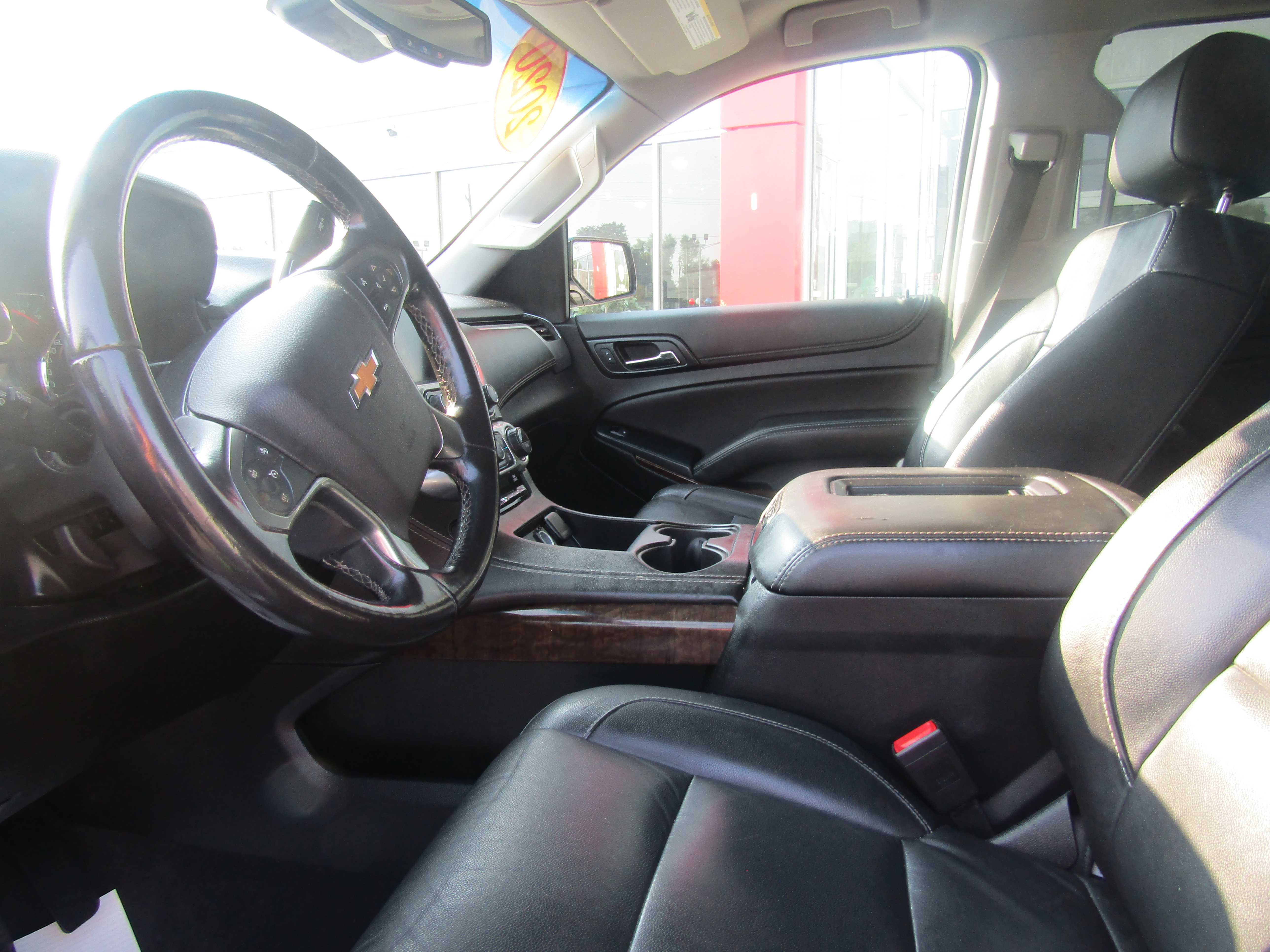 WHITE, 2020 CHEVROLET SUBURBAN Thumnail Image 7