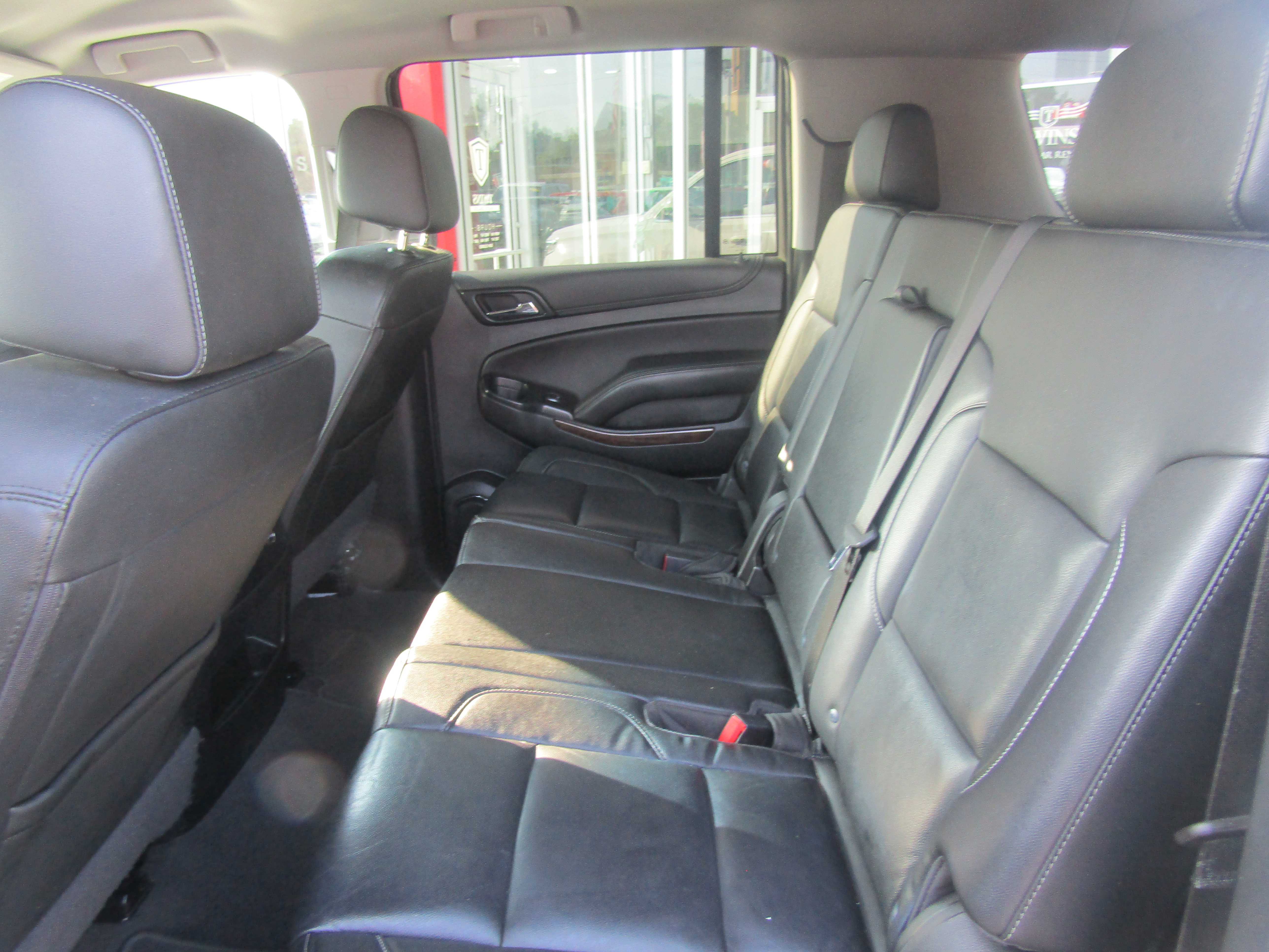 WHITE, 2020 CHEVROLET SUBURBAN Thumnail Image 11