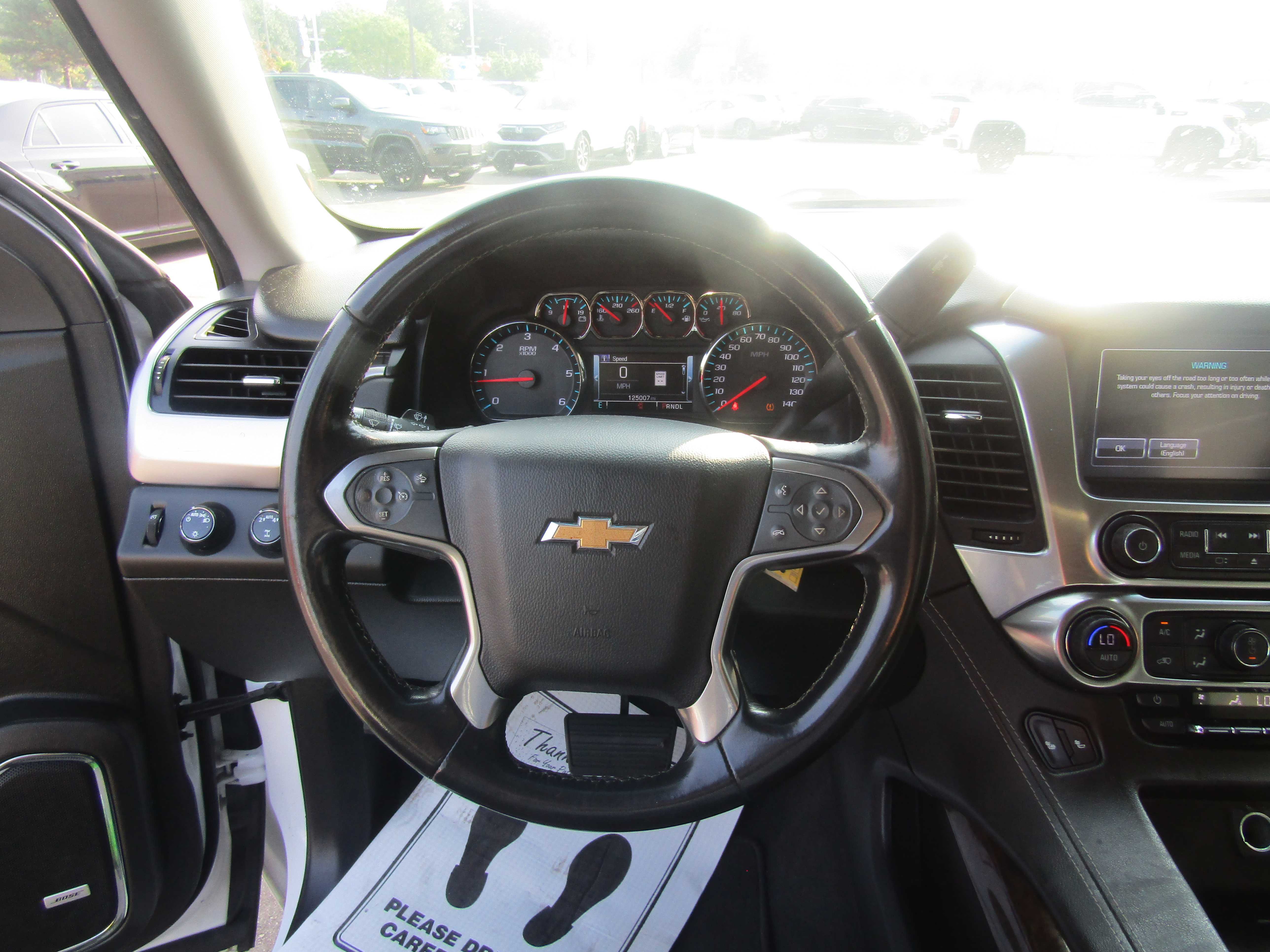 WHITE, 2020 CHEVROLET SUBURBAN Thumnail Image 14