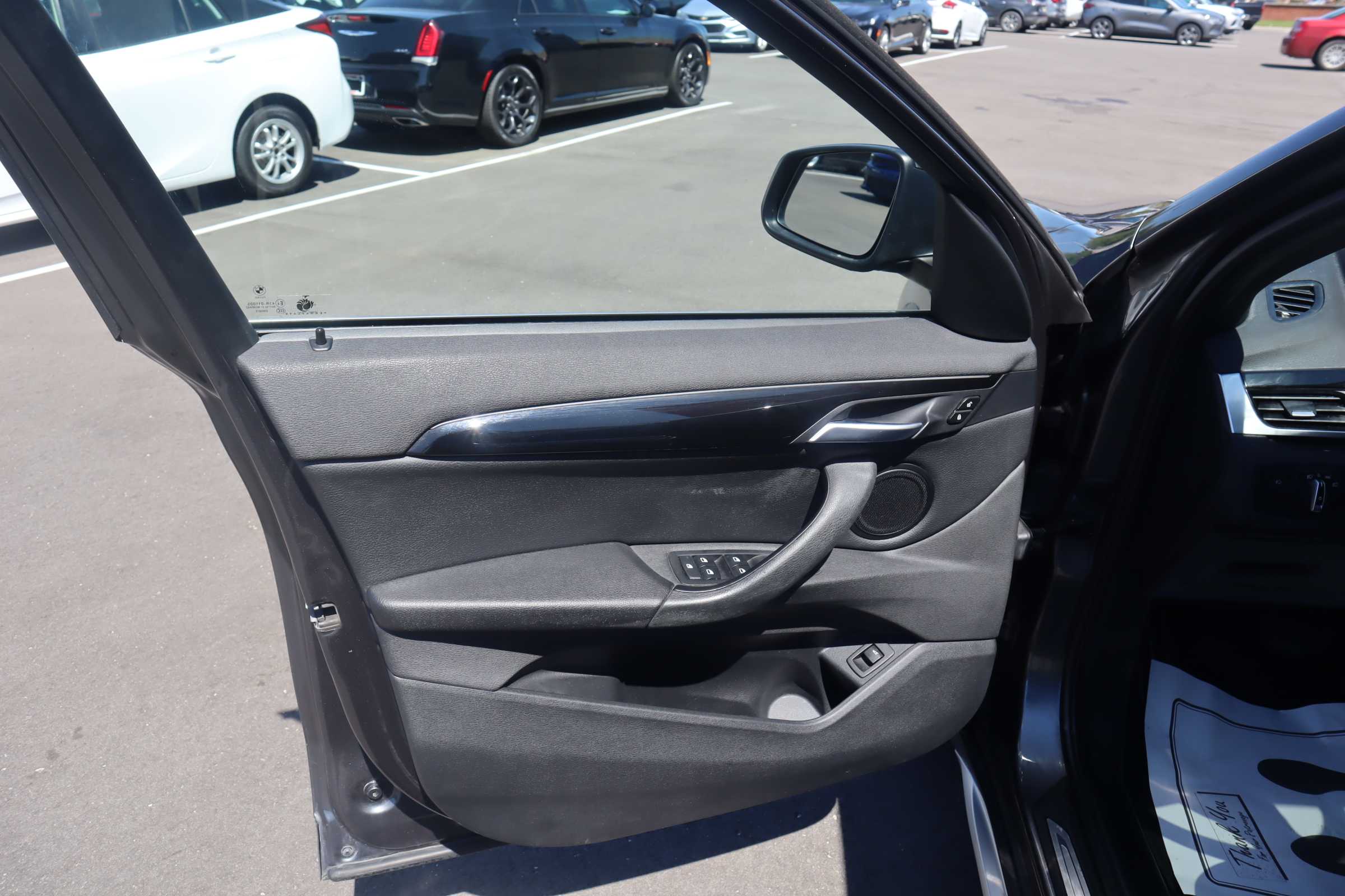 GRAY, 2016 BMW X1 Thumnail Image 7