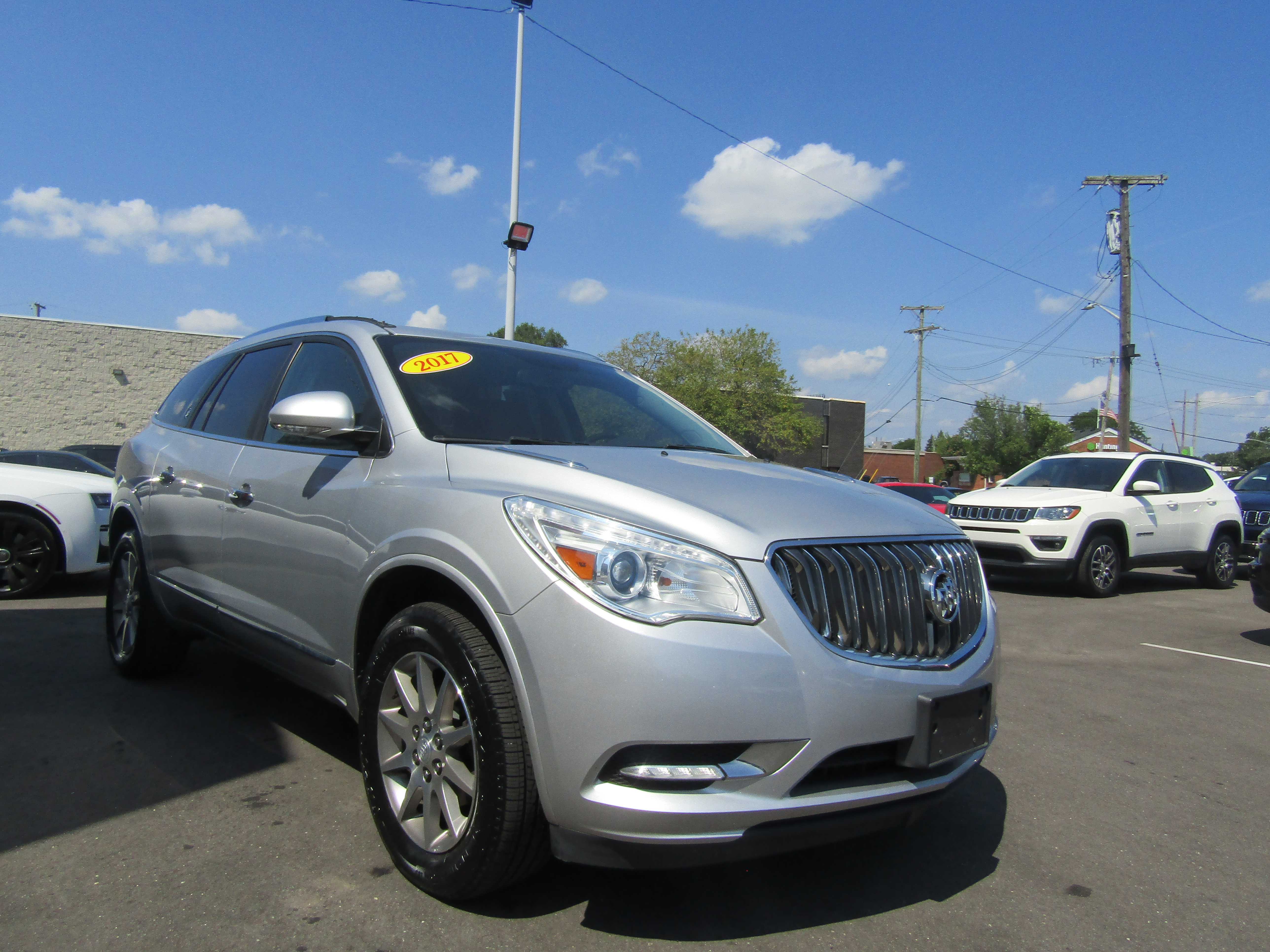 SILVER, 2017 BUICK ENCLAVE Thumnail Image 4