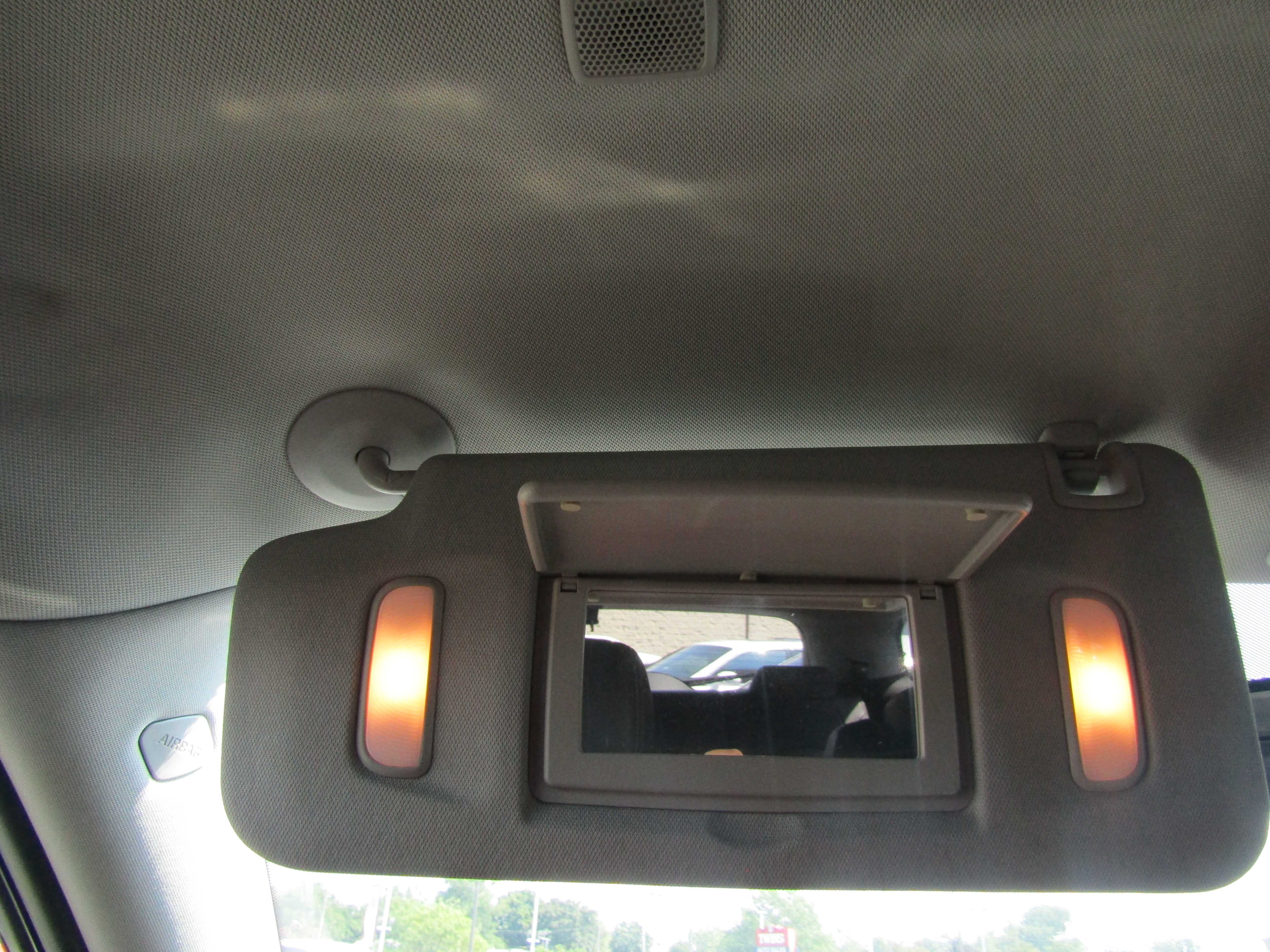 SILVER, 2017 BUICK ENCLAVE Thumnail Image 20