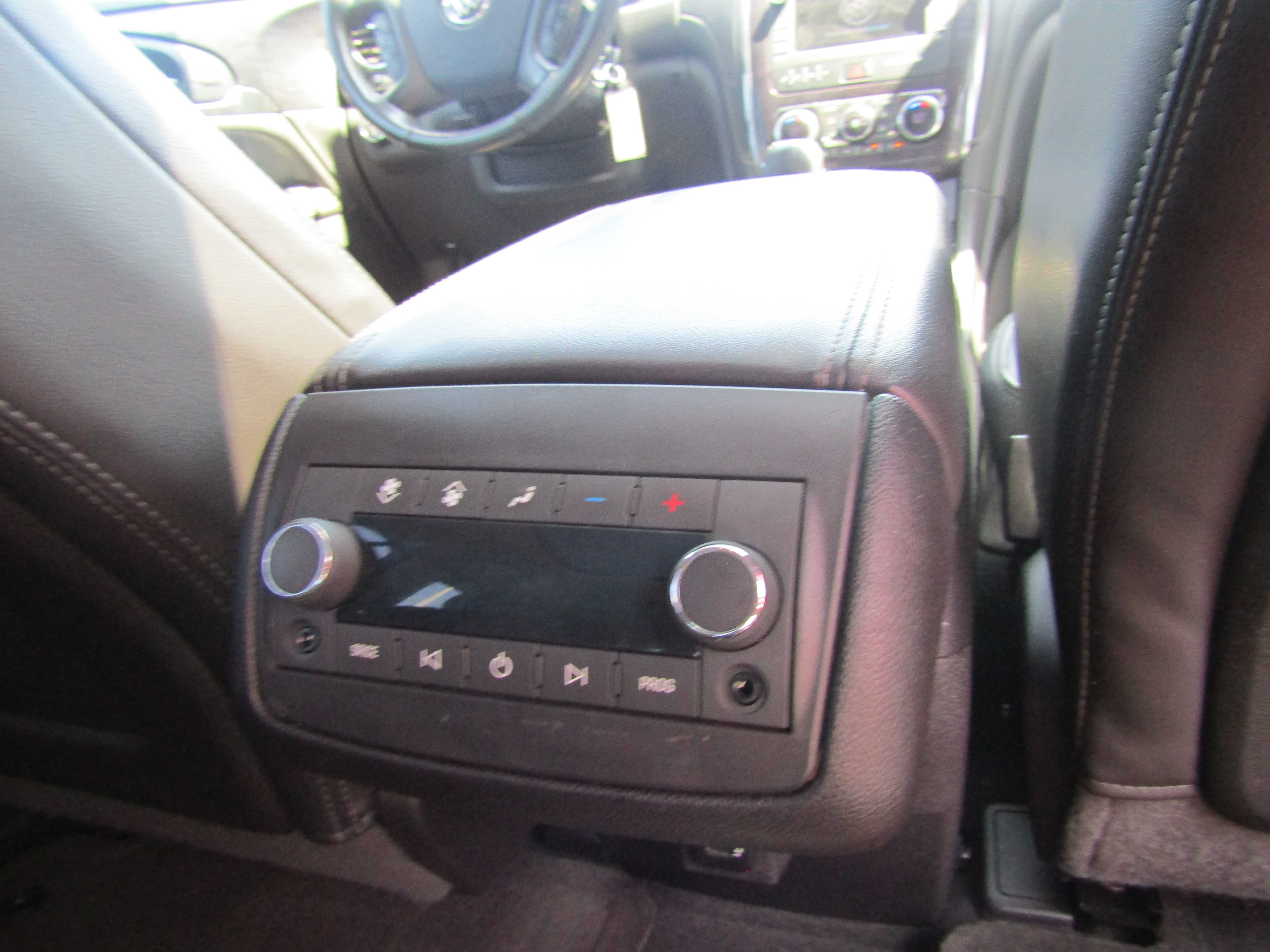 SILVER, 2017 BUICK ENCLAVE Thumnail Image 29