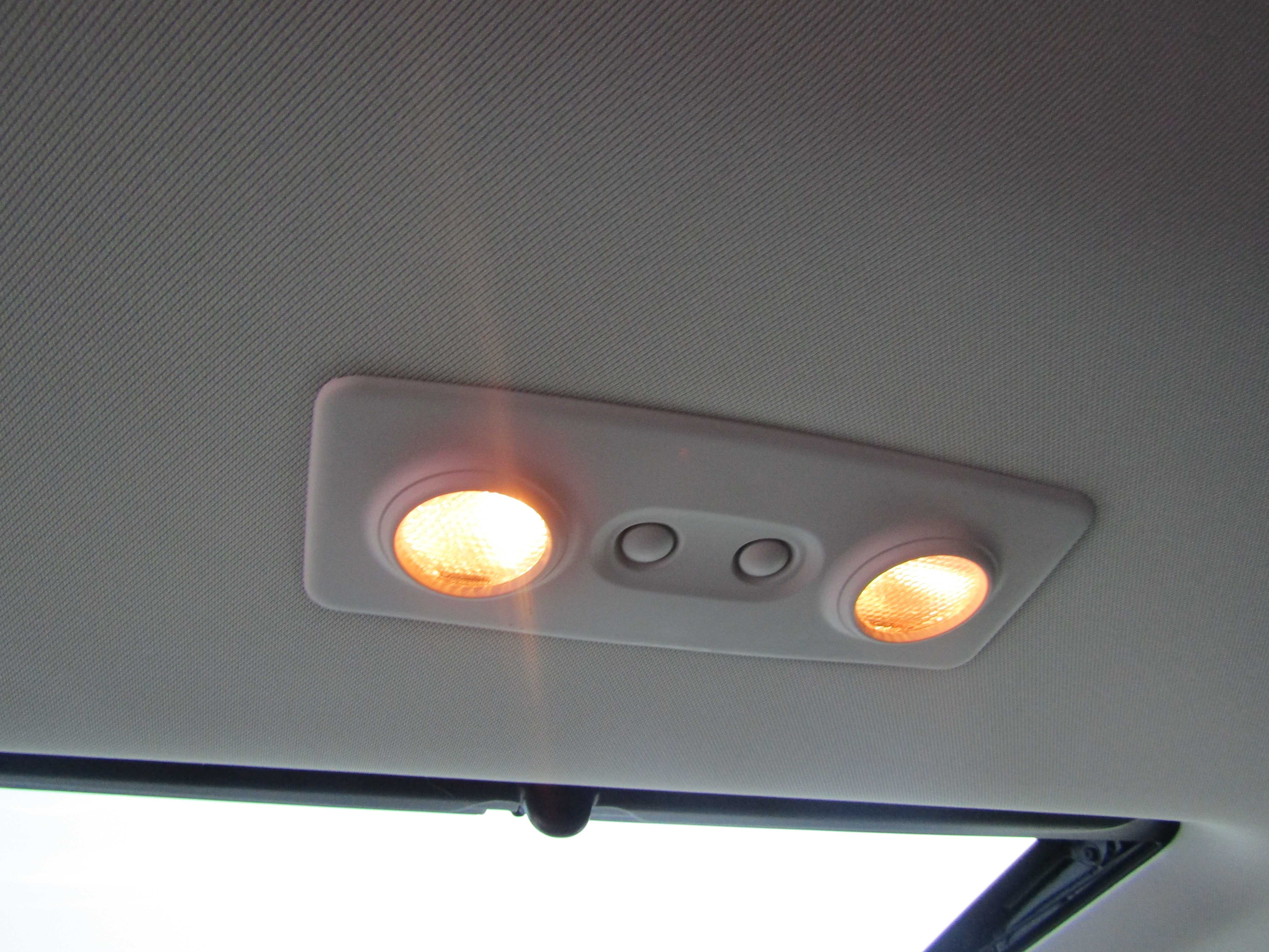 SILVER, 2017 BUICK ENCLAVE Thumnail Image 31