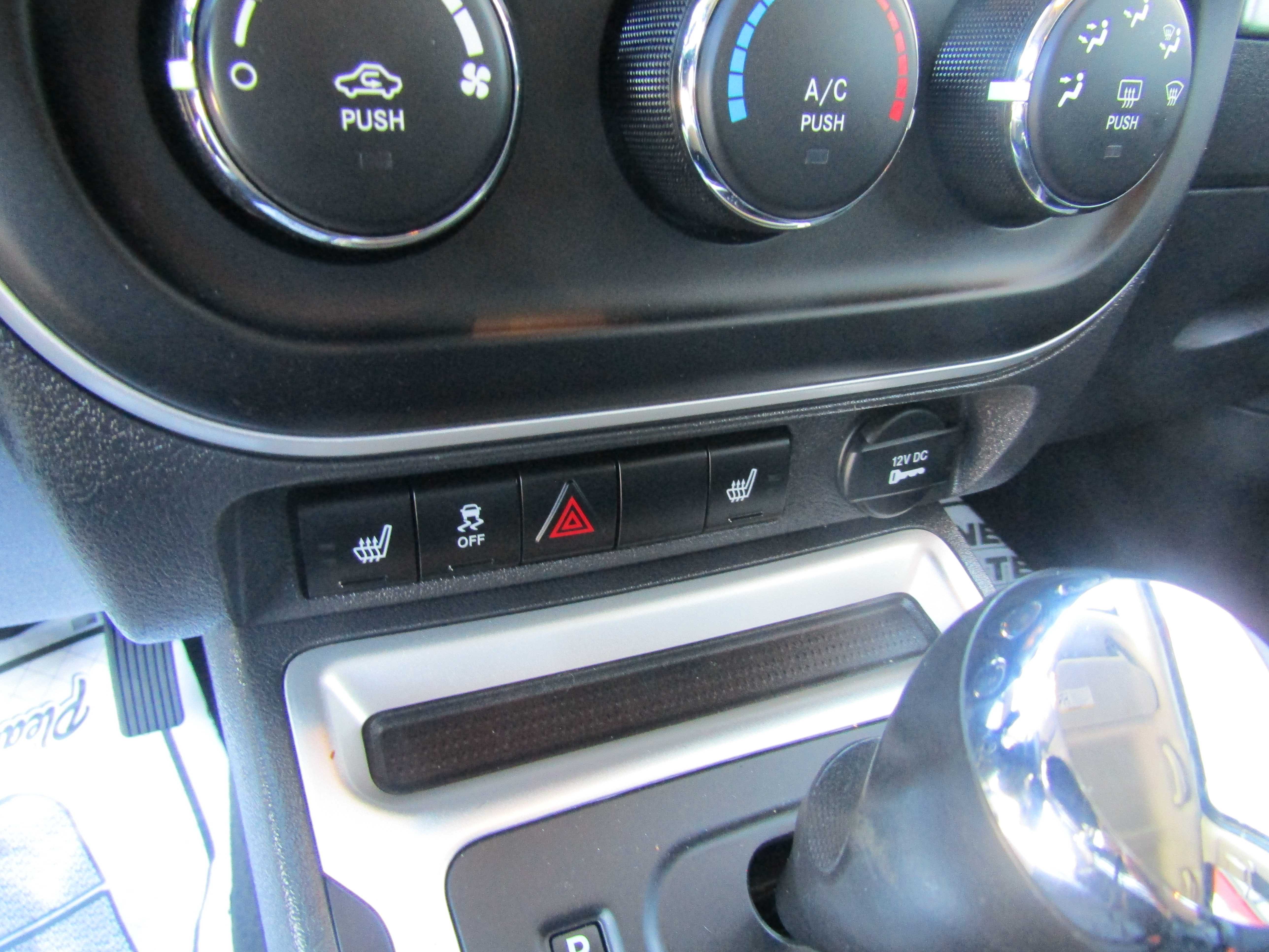 TAN, 2017 JEEP COMPASS Thumnail Image 14