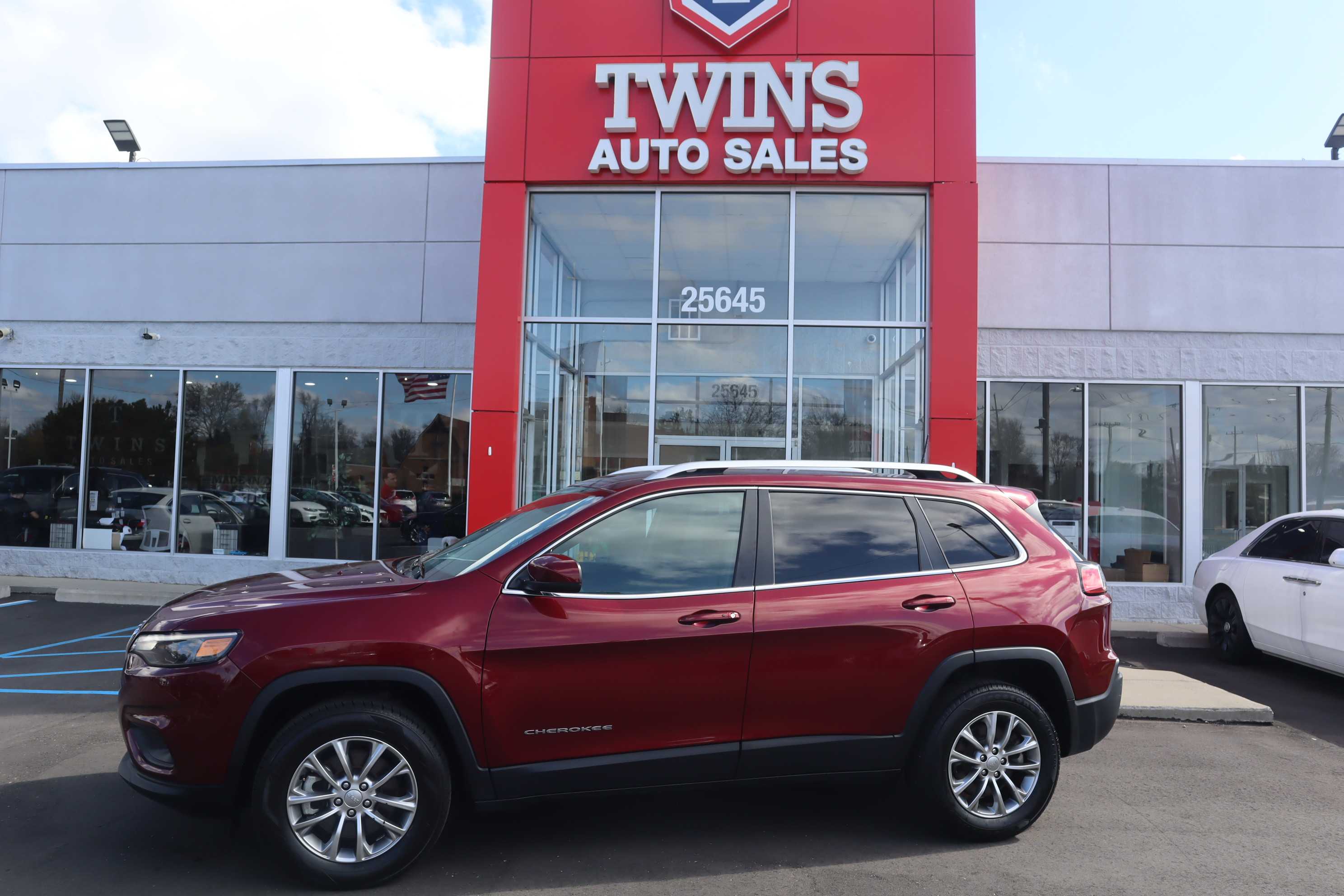 RED, 2021 JEEP CHEROKEE Thumnail Image 2