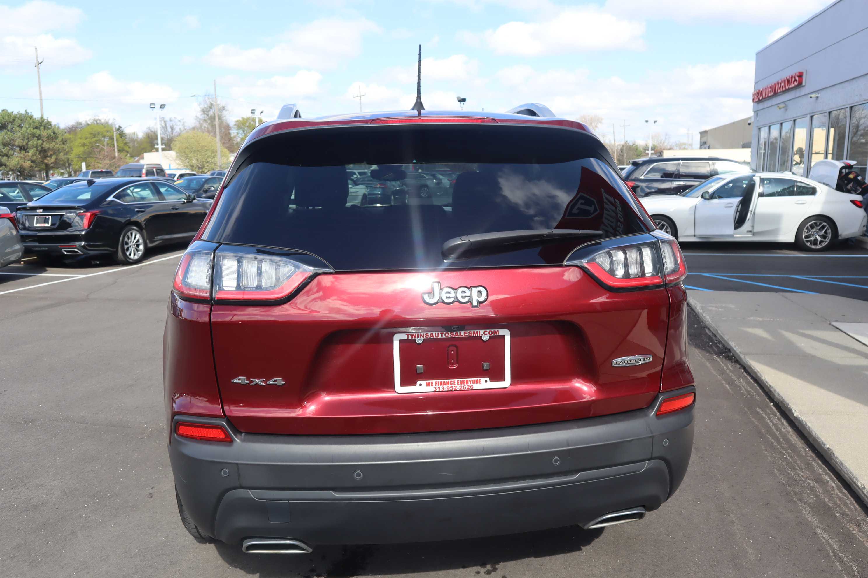 RED, 2021 JEEP CHEROKEE Thumnail Image 3