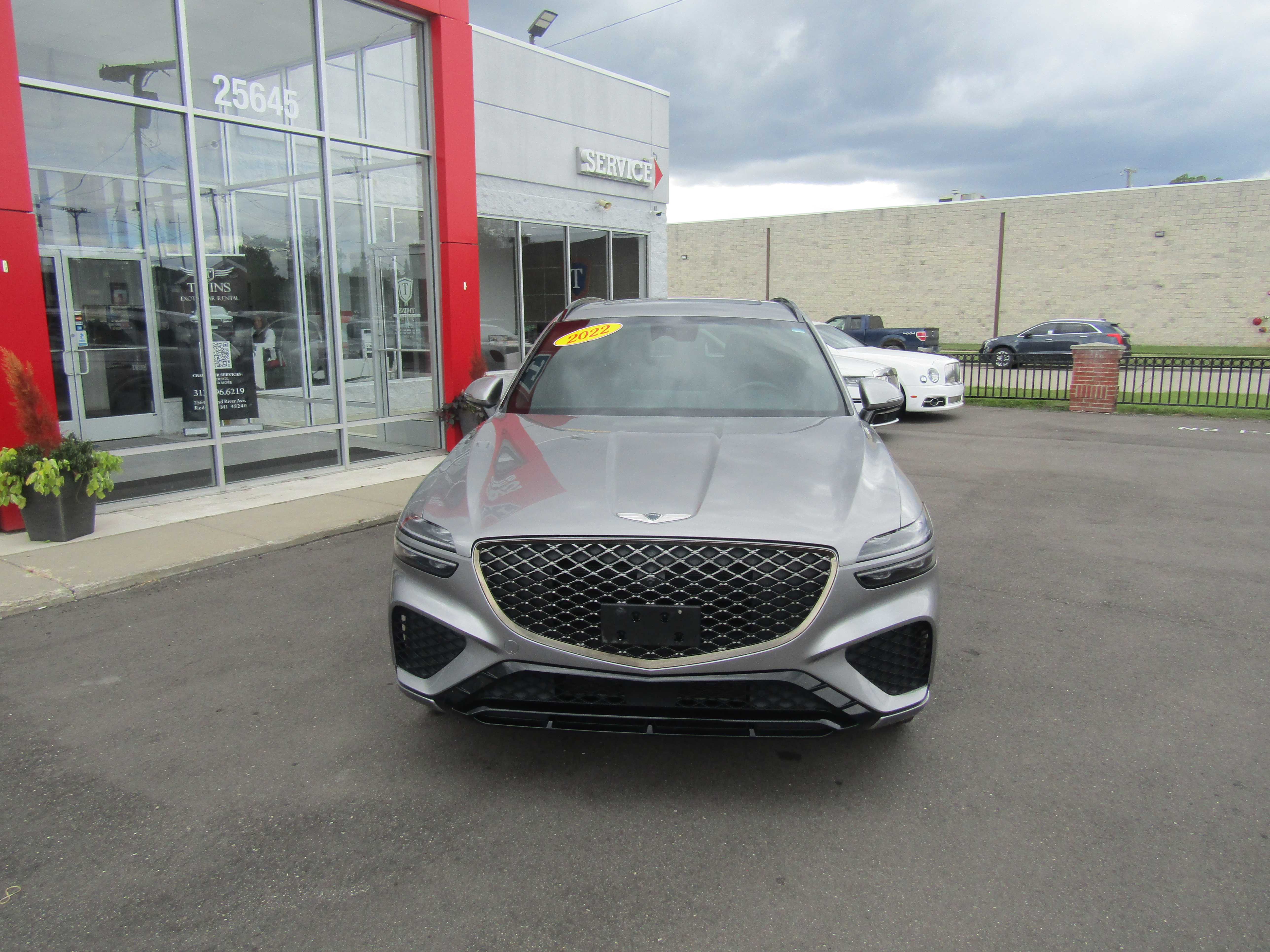 SILVER, 2022 GENESIS GV70 Thumnail Image 6
