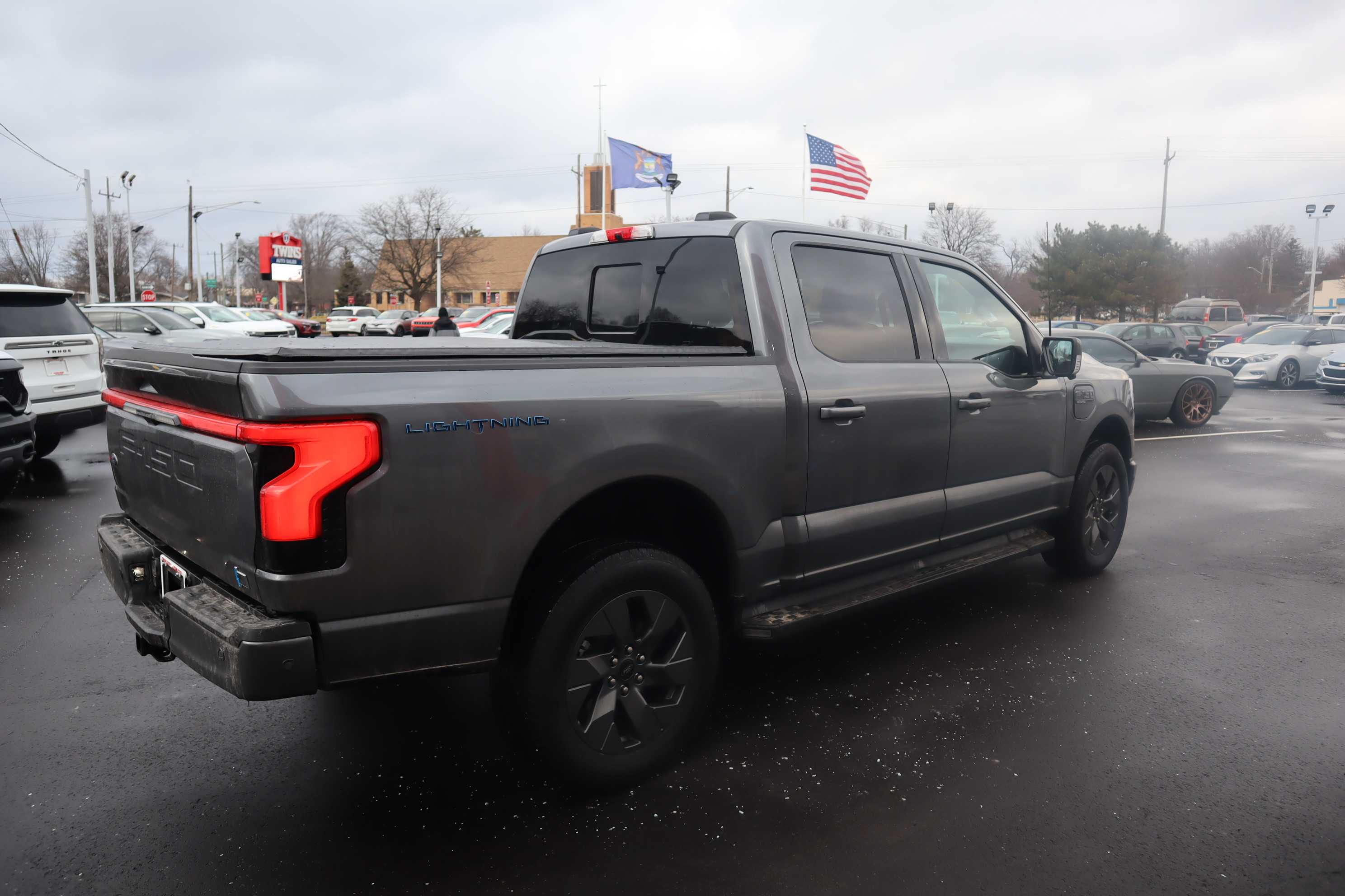 GRAY, 2023 FORD F150 LIGHTNING Thumnail Image 9