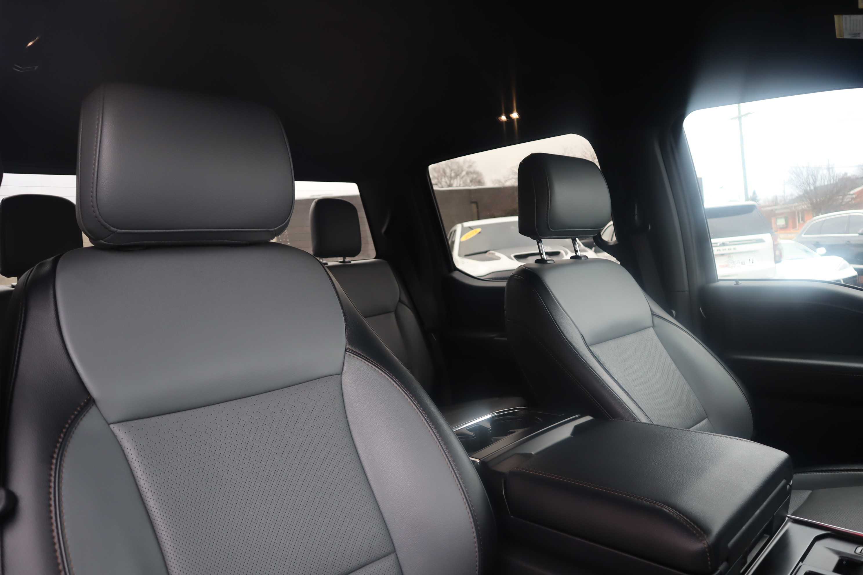 GRAY, 2023 FORD F150 LIGHTNING Thumnail Image 11