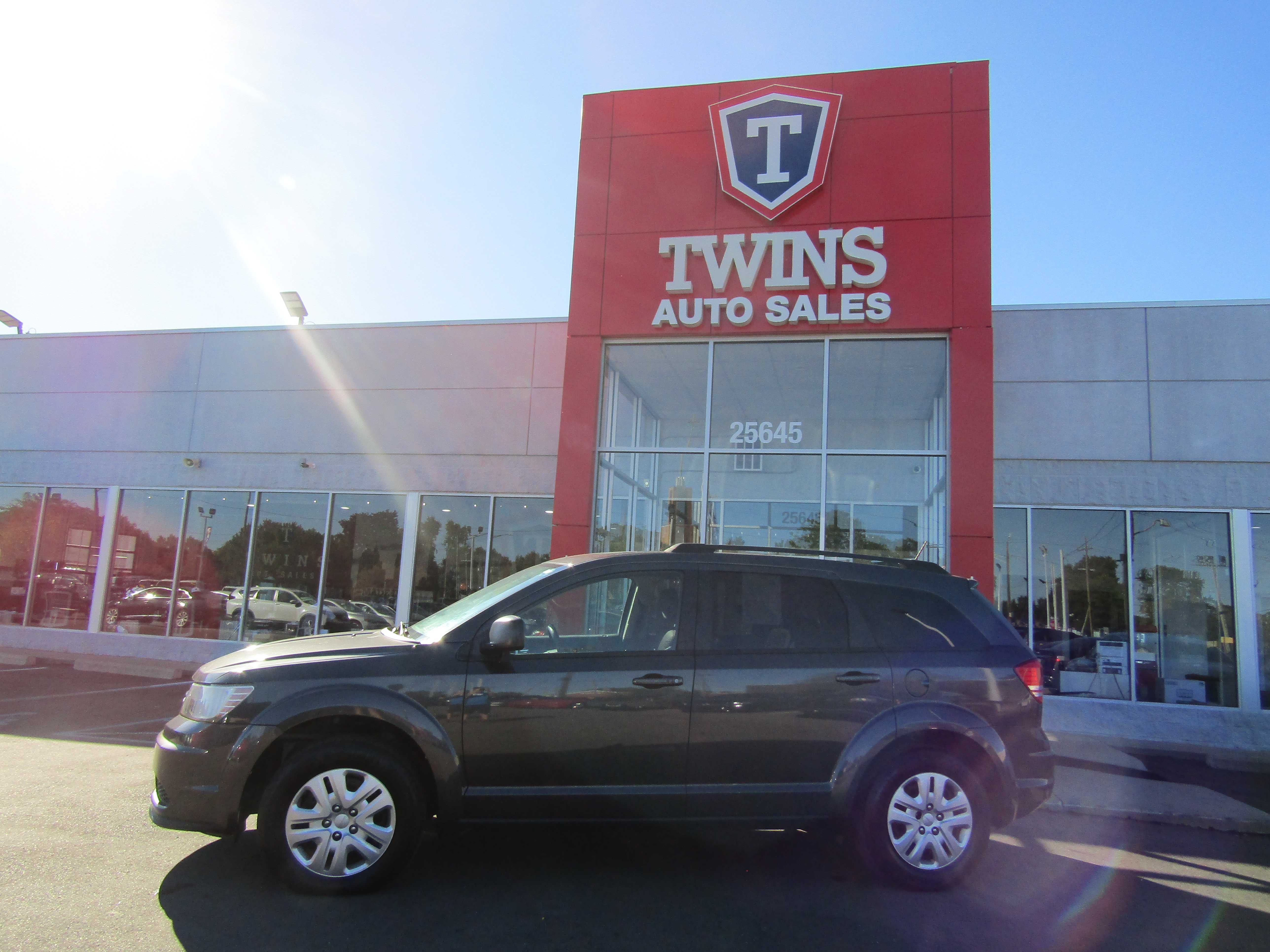 GRAY, 2018 DODGE JOURNEY Image 