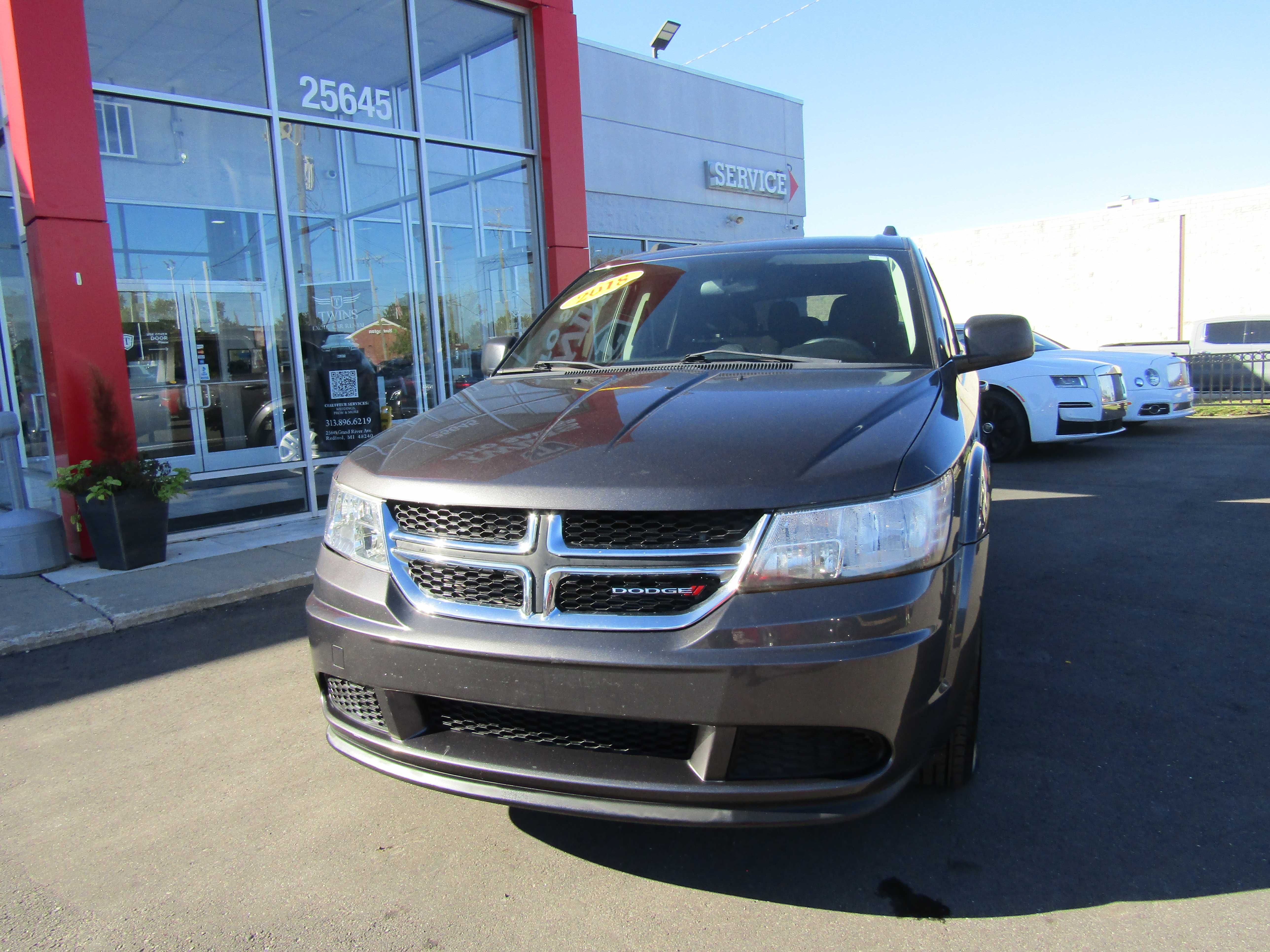 GRAY, 2018 DODGE JOURNEY Thumnail Image 2