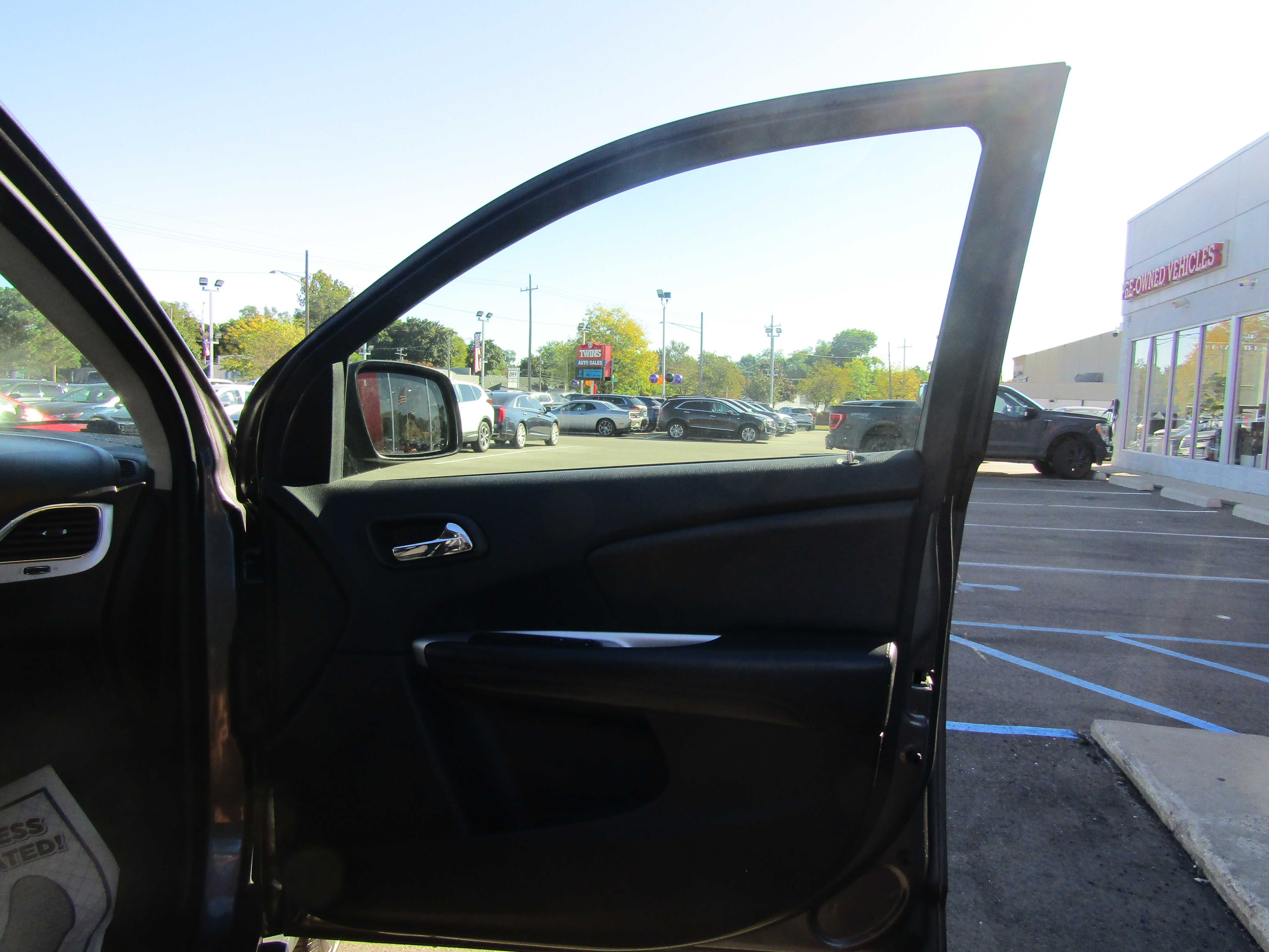 GRAY, 2018 DODGE JOURNEY Thumnail Image 17