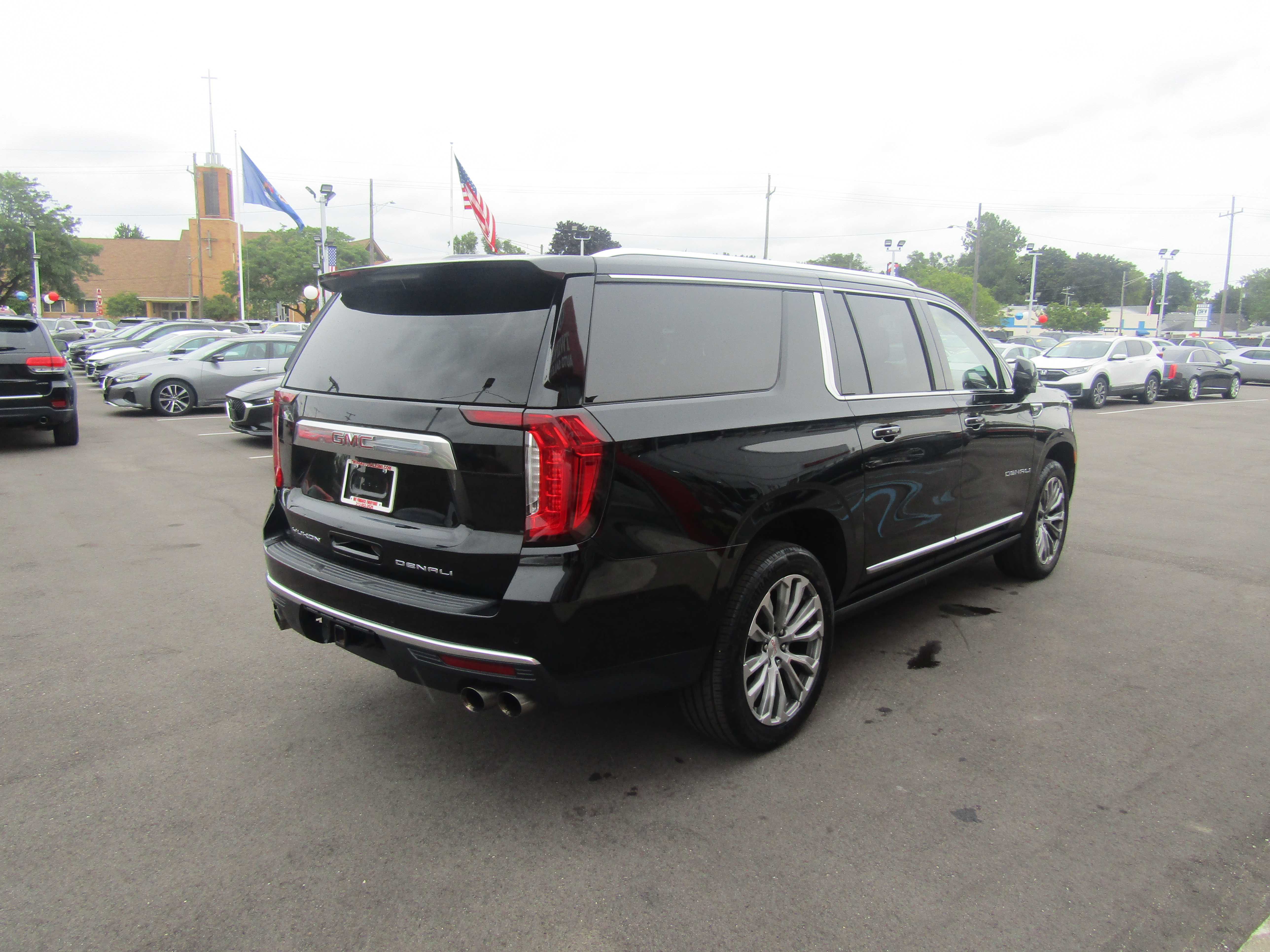 BLACK, 2021 GMC YUKON XL Thumnail Image 5