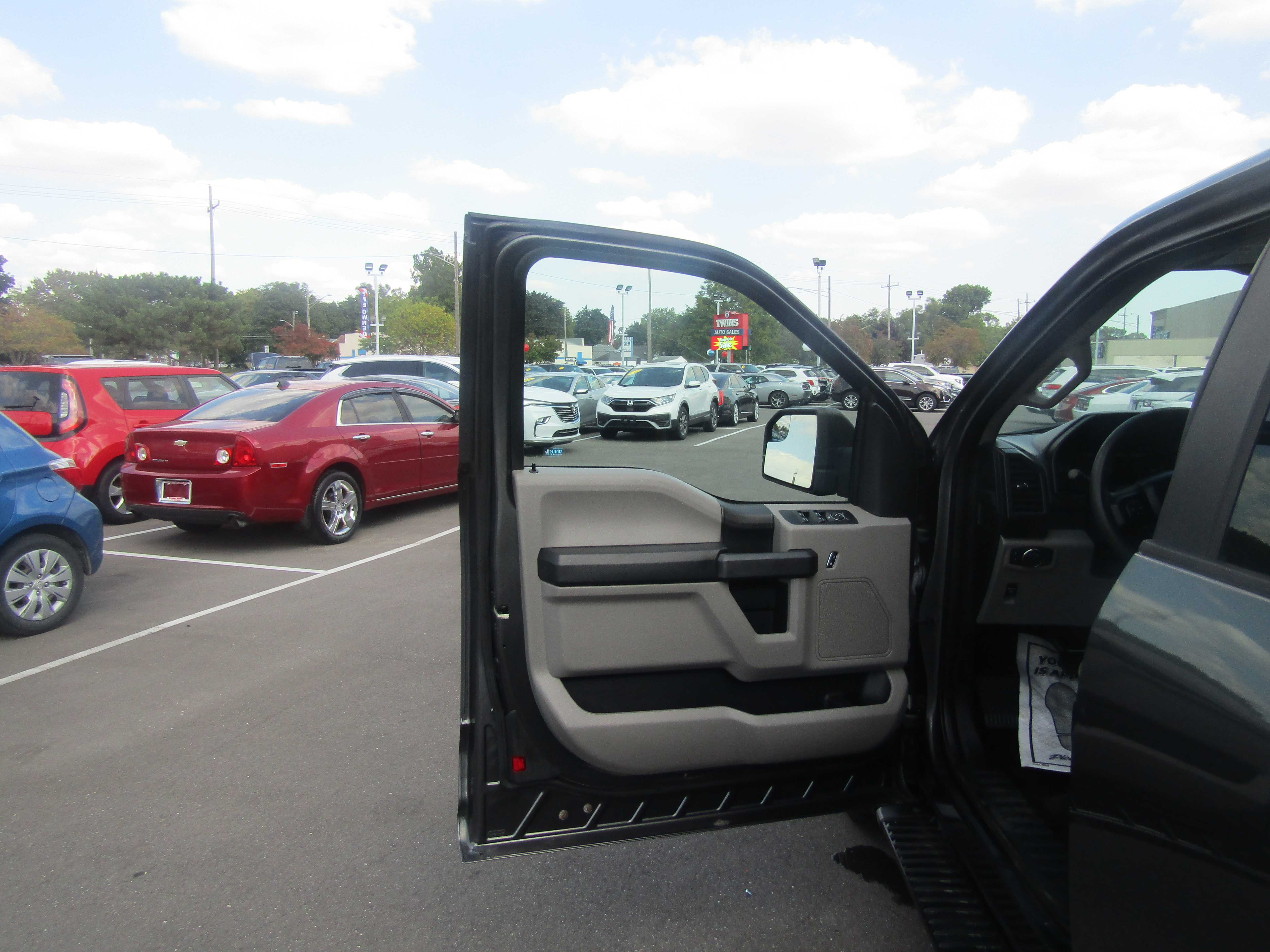 GRAY, 2017 FORD F150 SUPER CAB Thumnail Image 8
