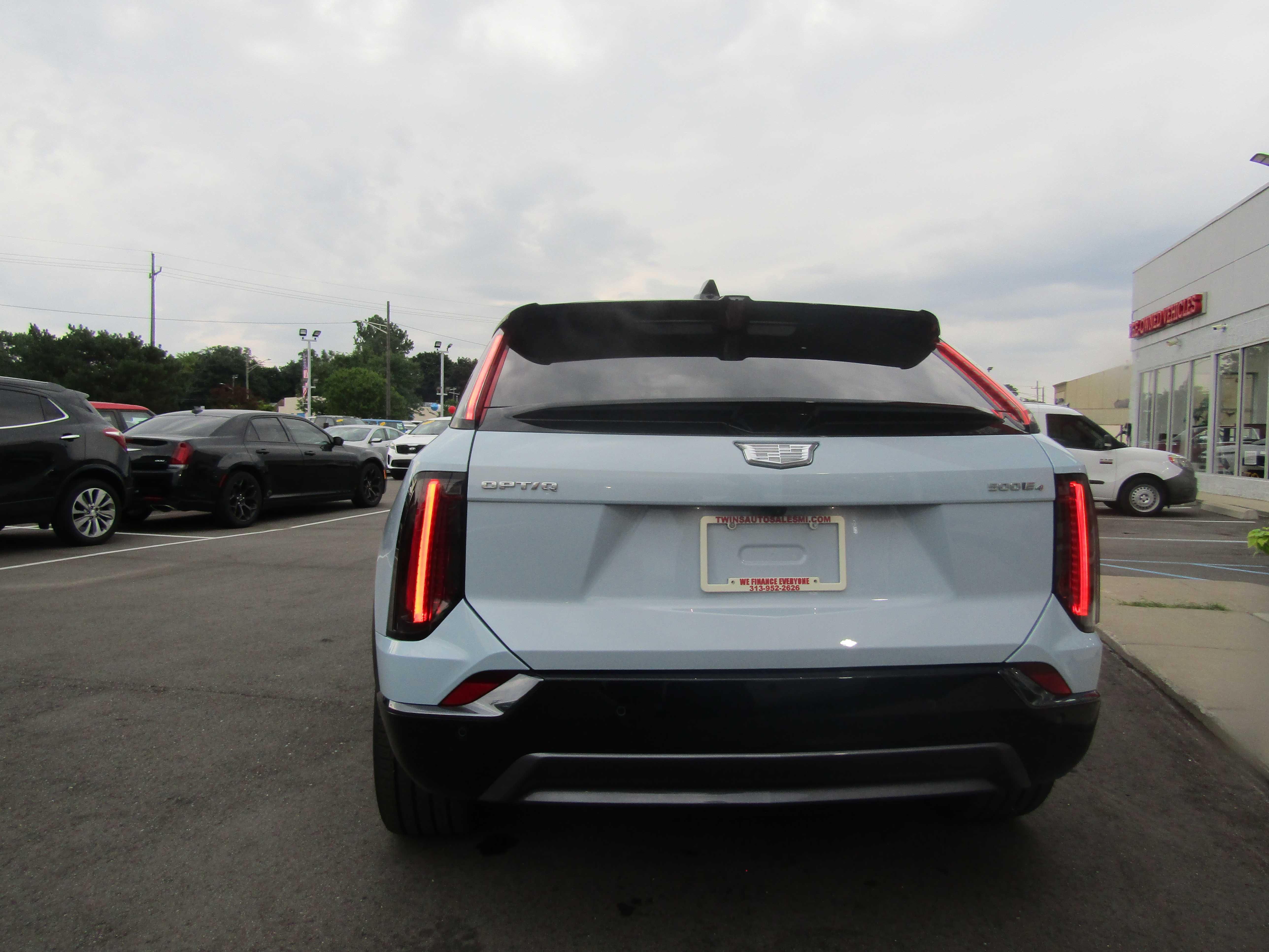 BLUE, 2025 CADILLAC OPTIQ Thumnail Image 8