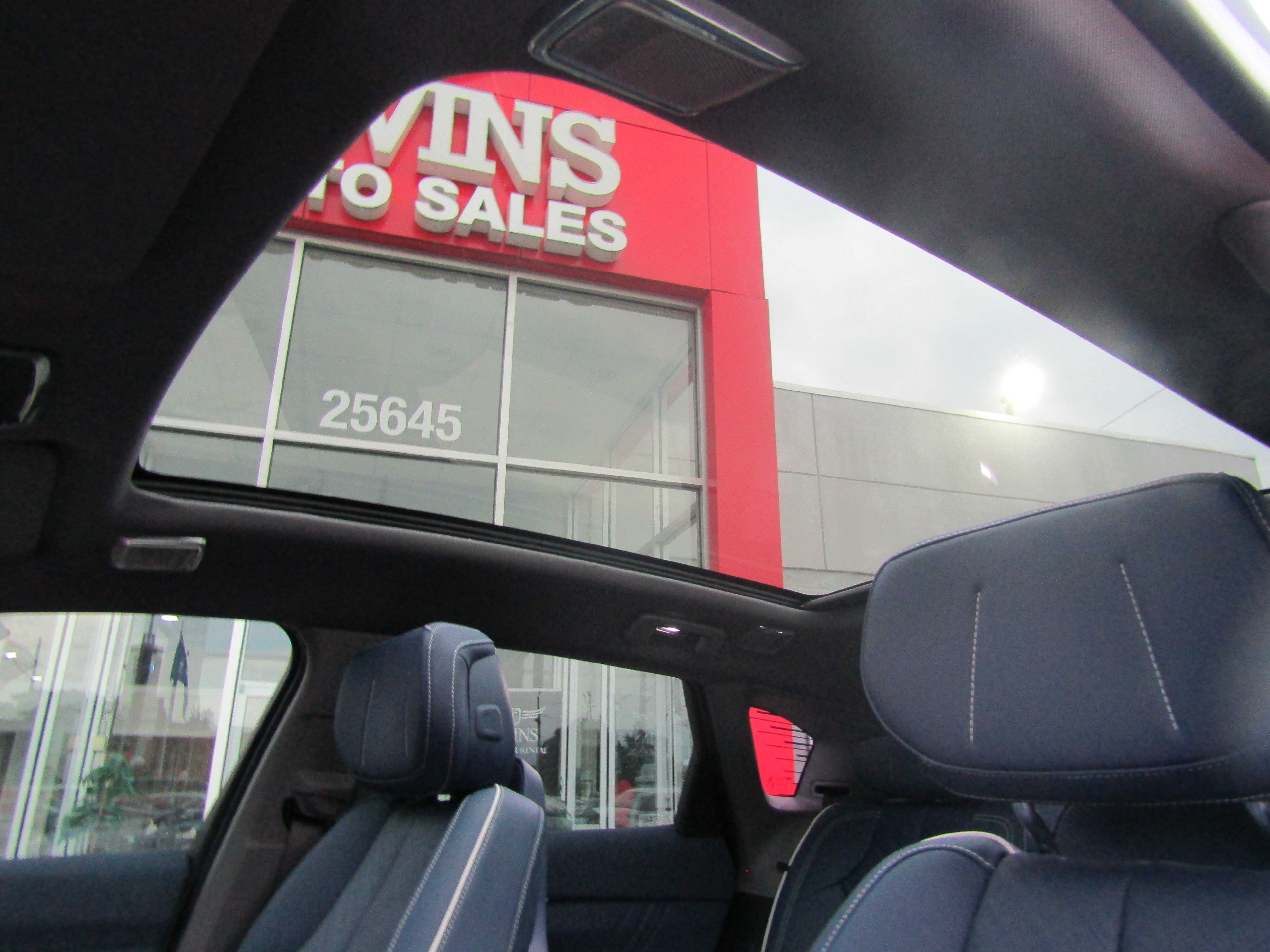 BLUE, 2025 CADILLAC OPTIQ Thumnail Image 12